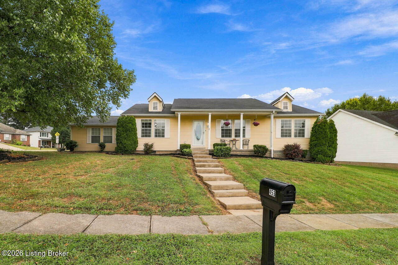 453 Erie Ct — photo