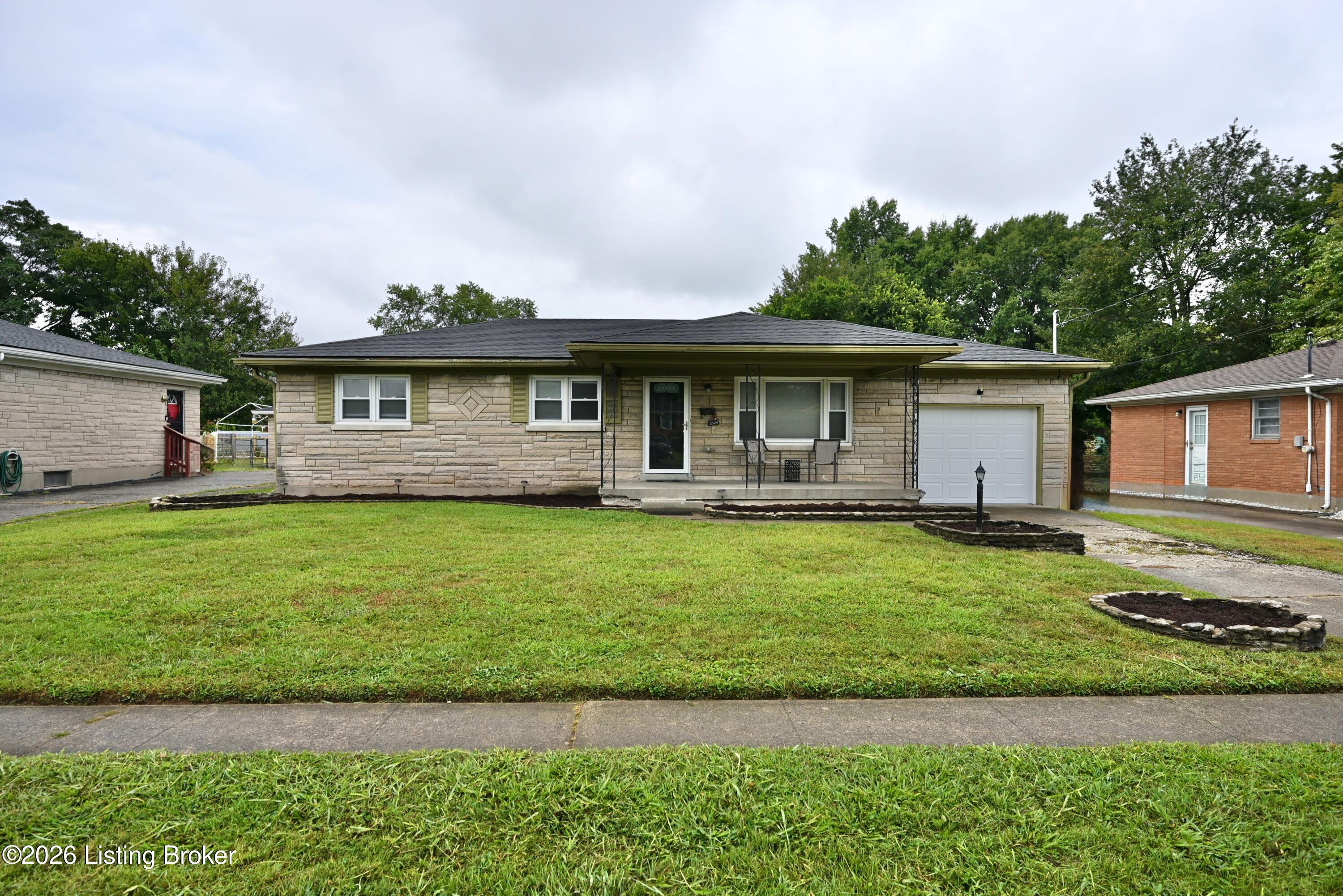 2324 Farnsley Rd — photo