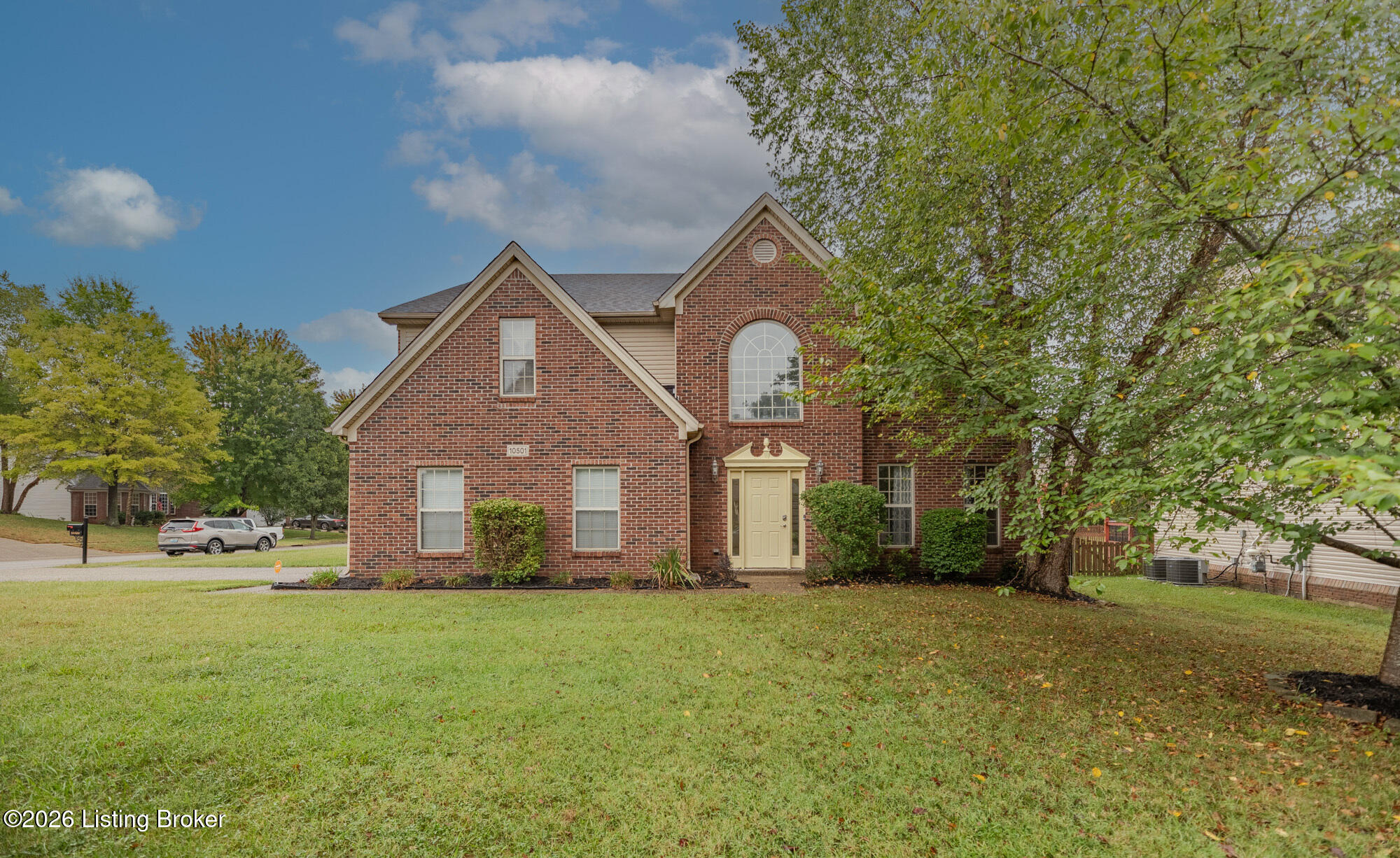 10501 Providence Dr — photo