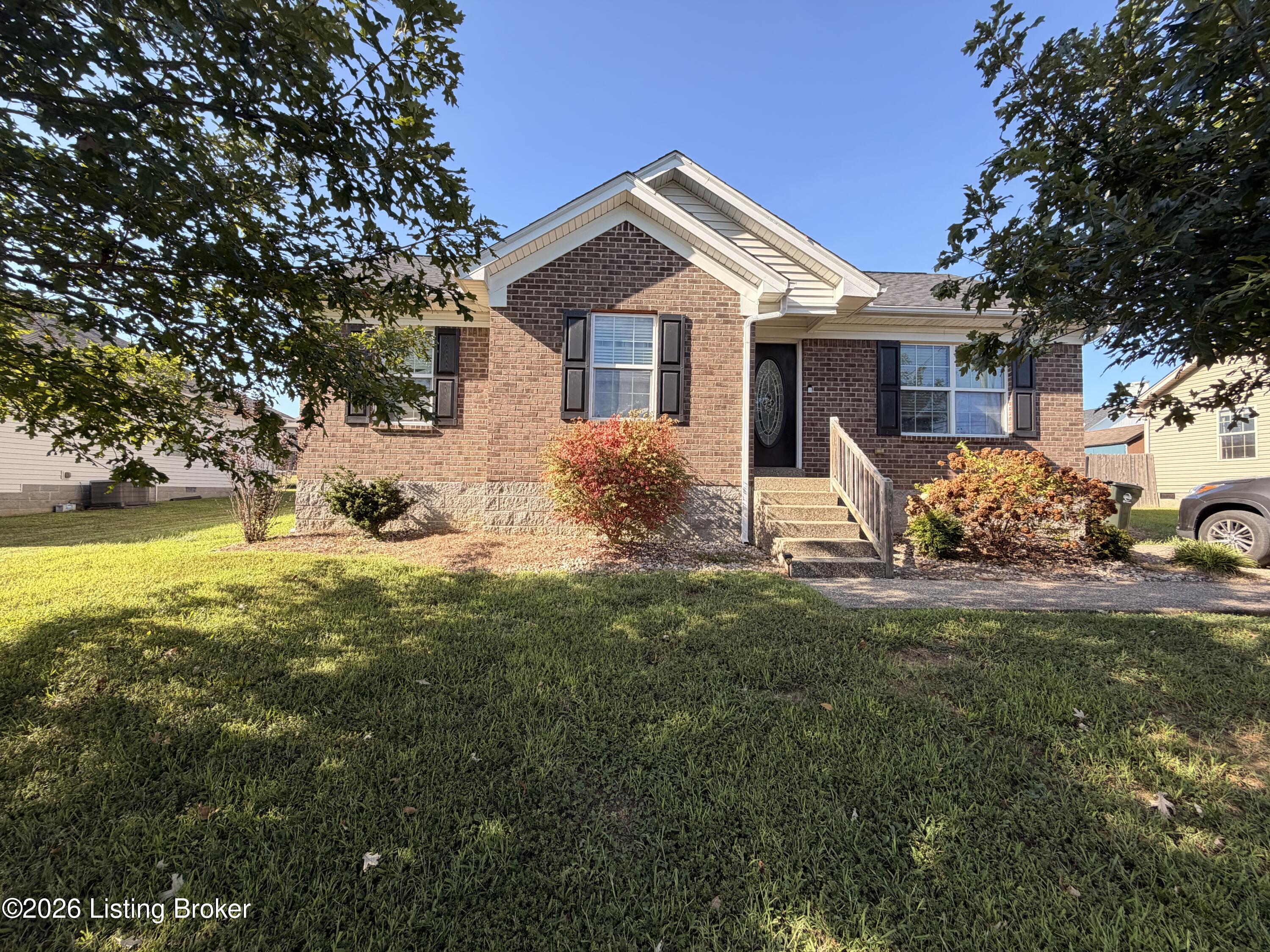 322 Gentry Ln — photo