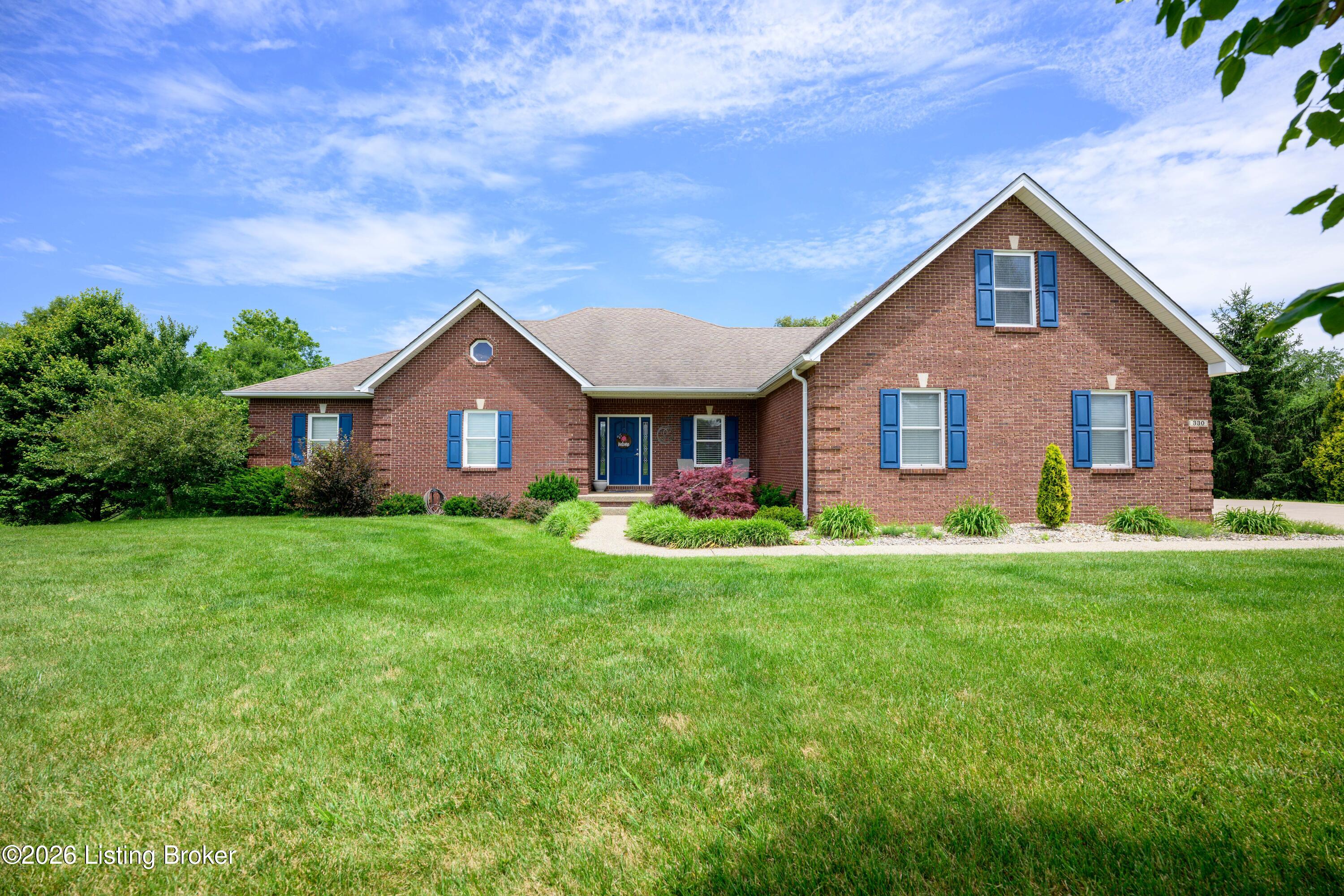 330 Stonebriar Dr — photo