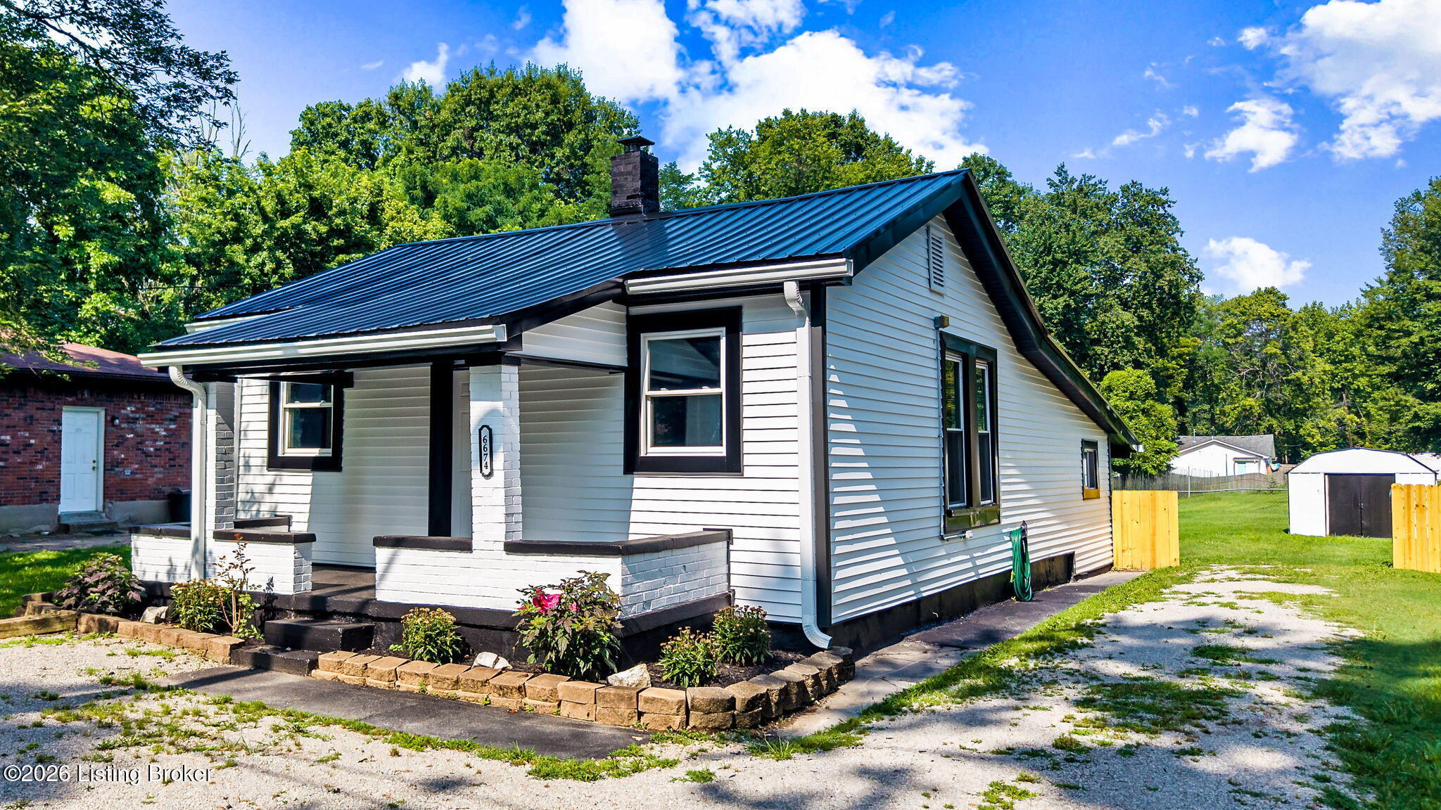 6674 Rutledge Rd, Louisville, KY 40258 — photo 3