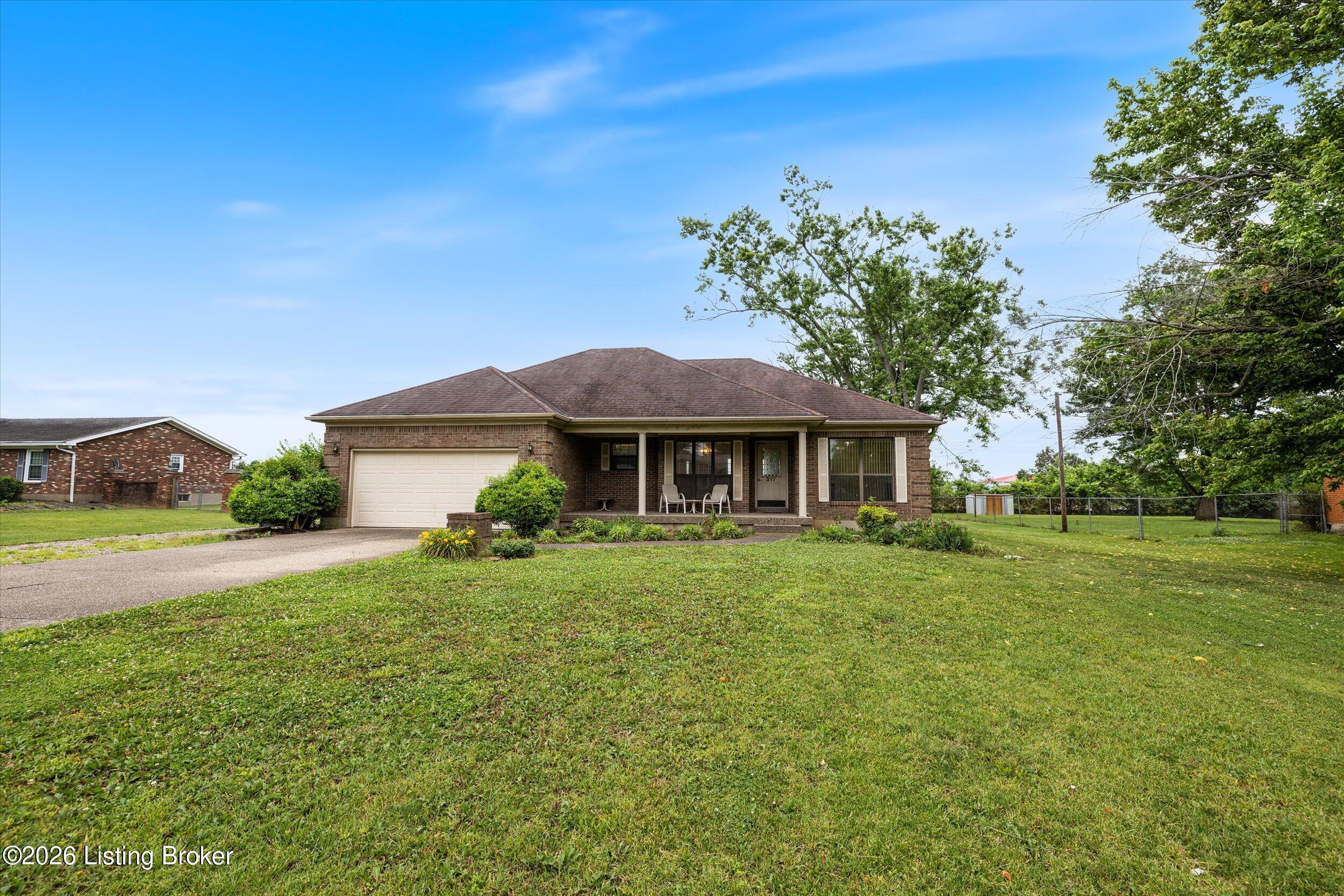 317 Centerview Dr — photo