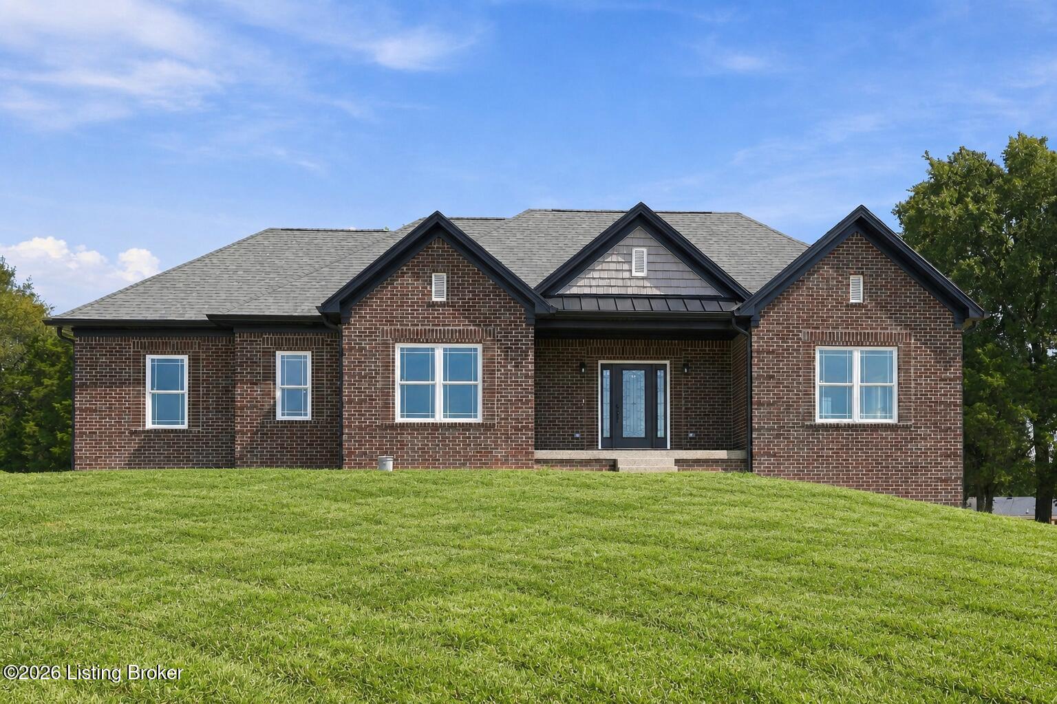280 Tommy Ct — photo