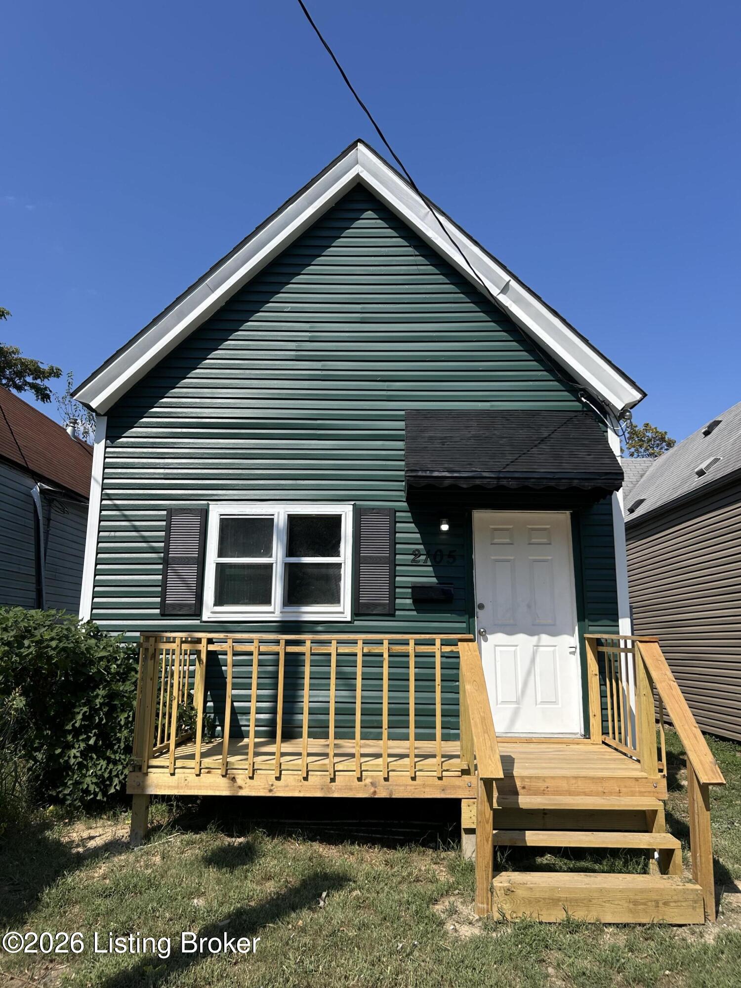 2105 Wilson Ave — photo