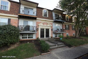 208 Flanders Ct Apt 3 — photo