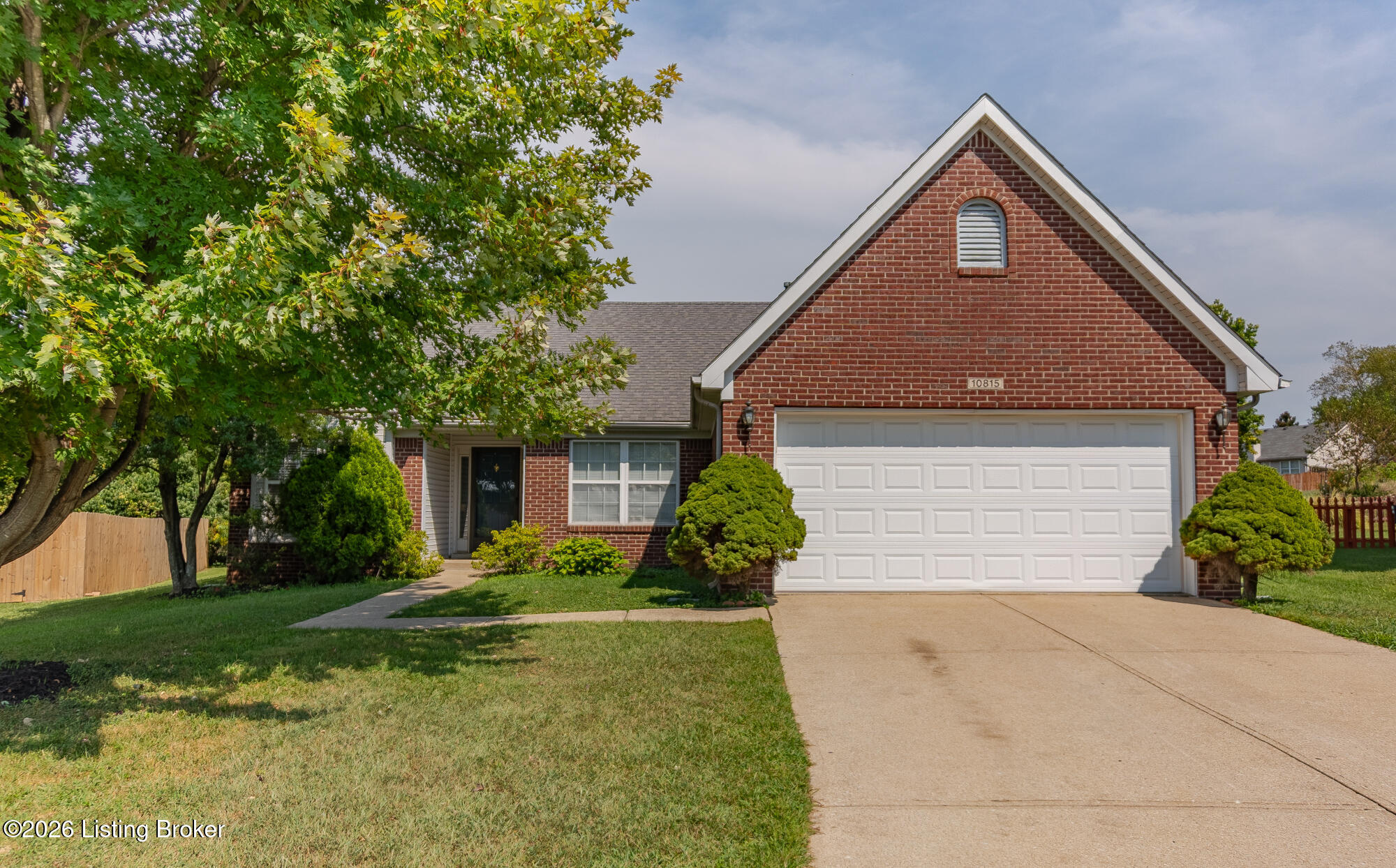 10815 Silvermoon Ct — photo