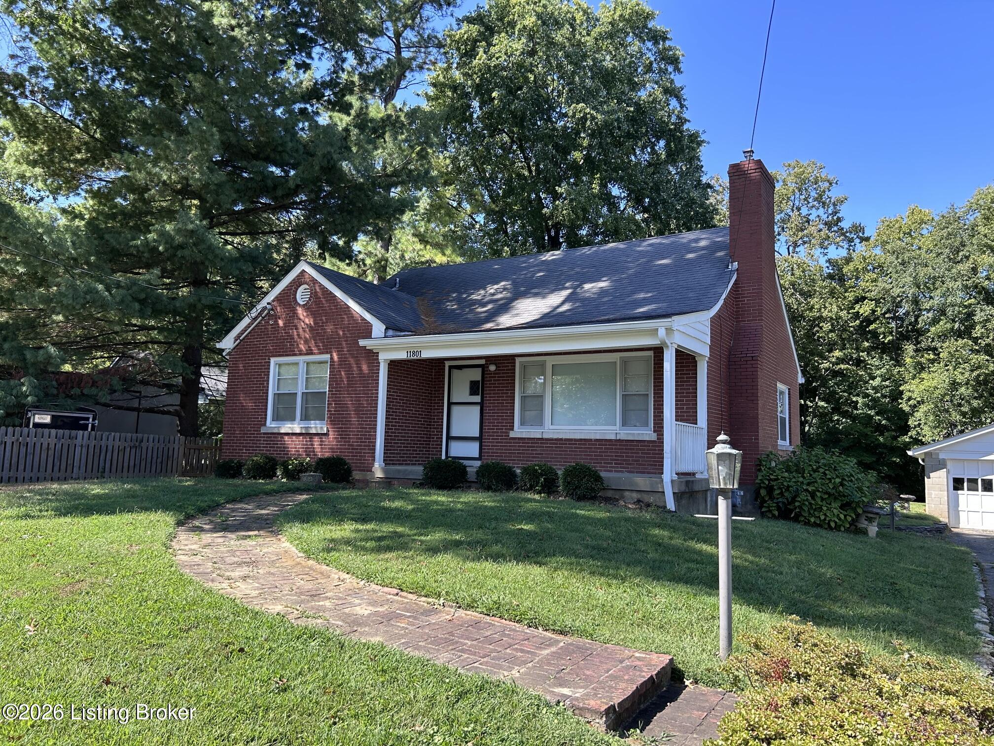 11801 Wetherby Ave — photo