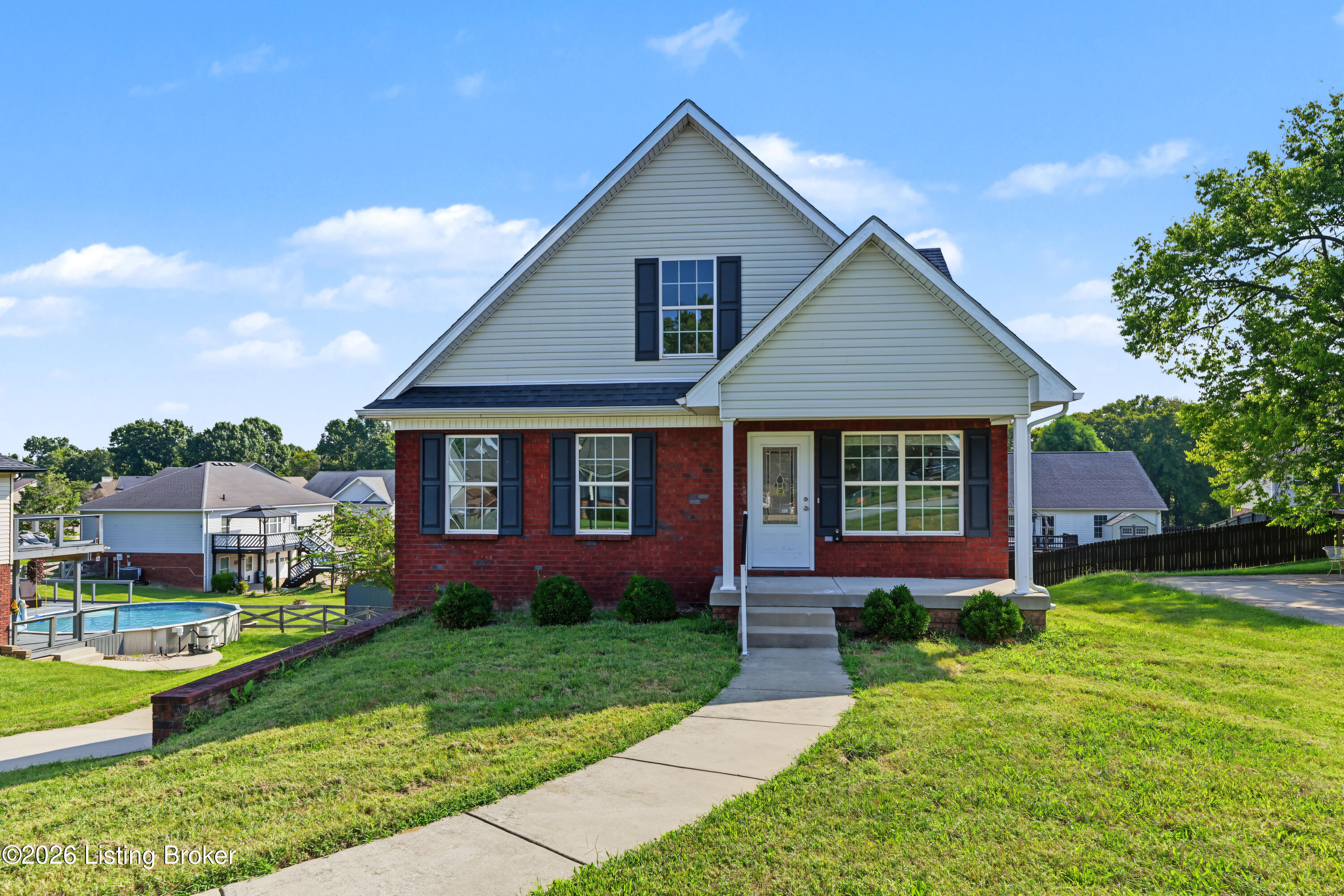 170 Mockingbird Dr — photo