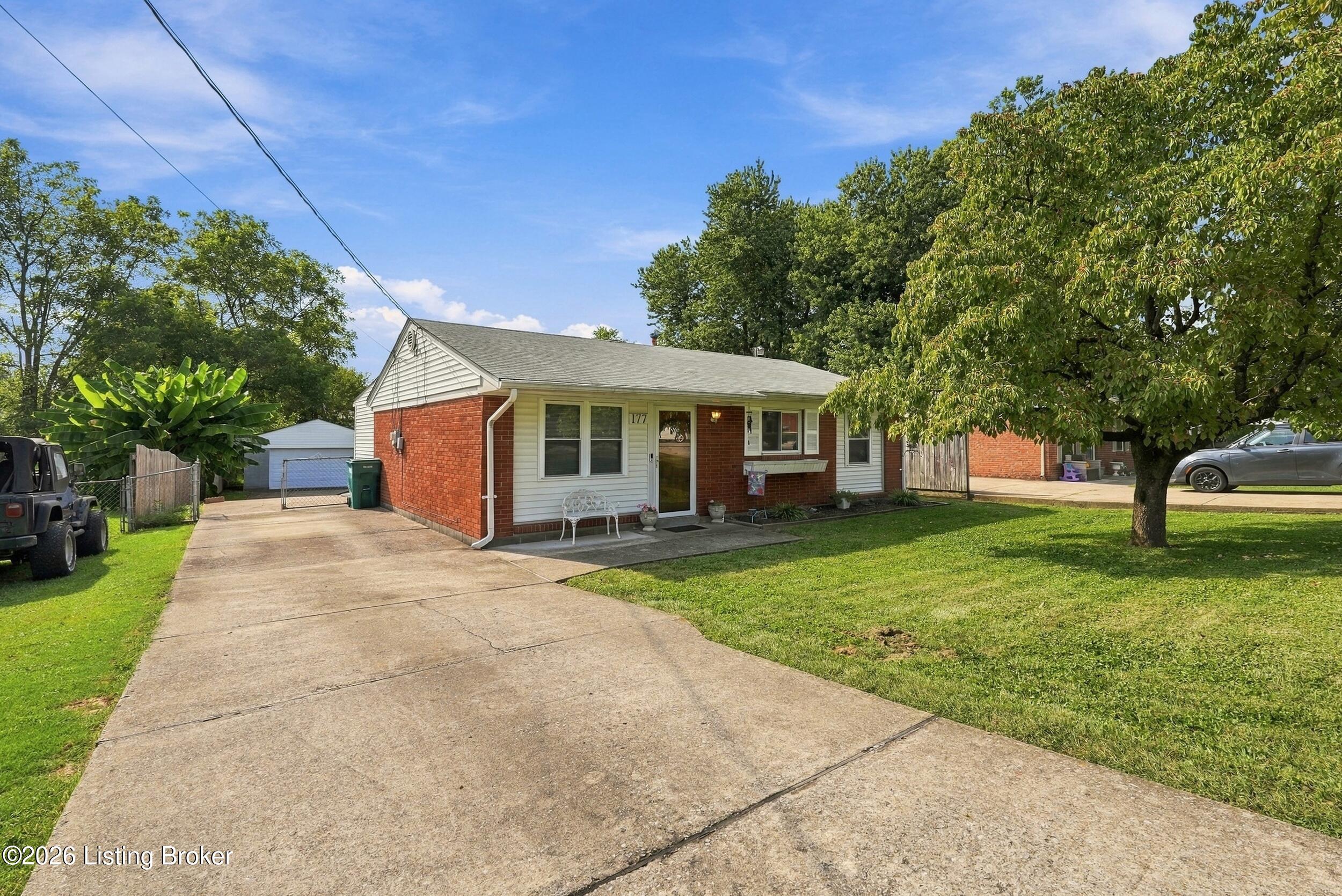 177 Springwood Dr — photo