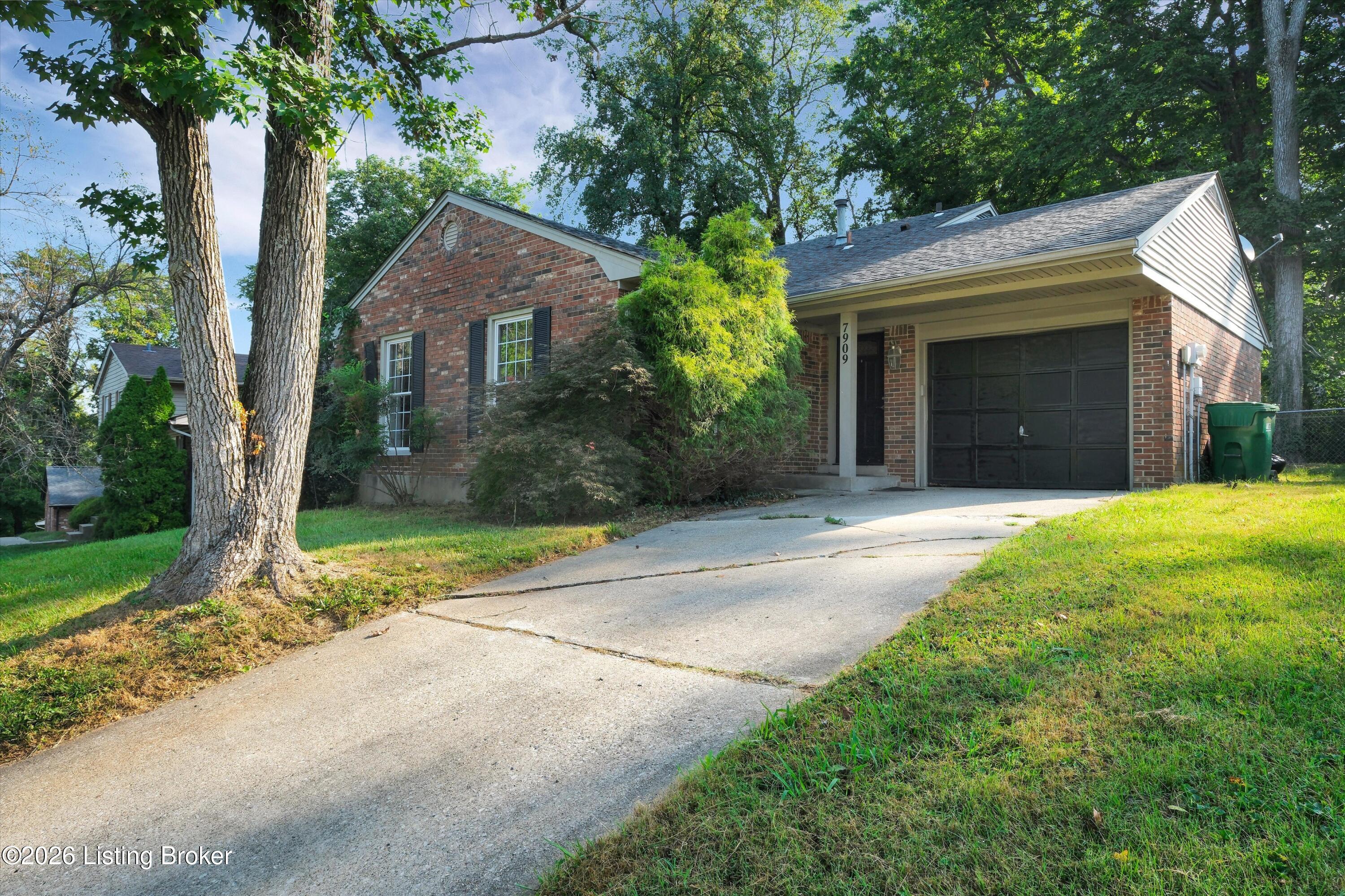 7909 Mary Sue Dr — photo