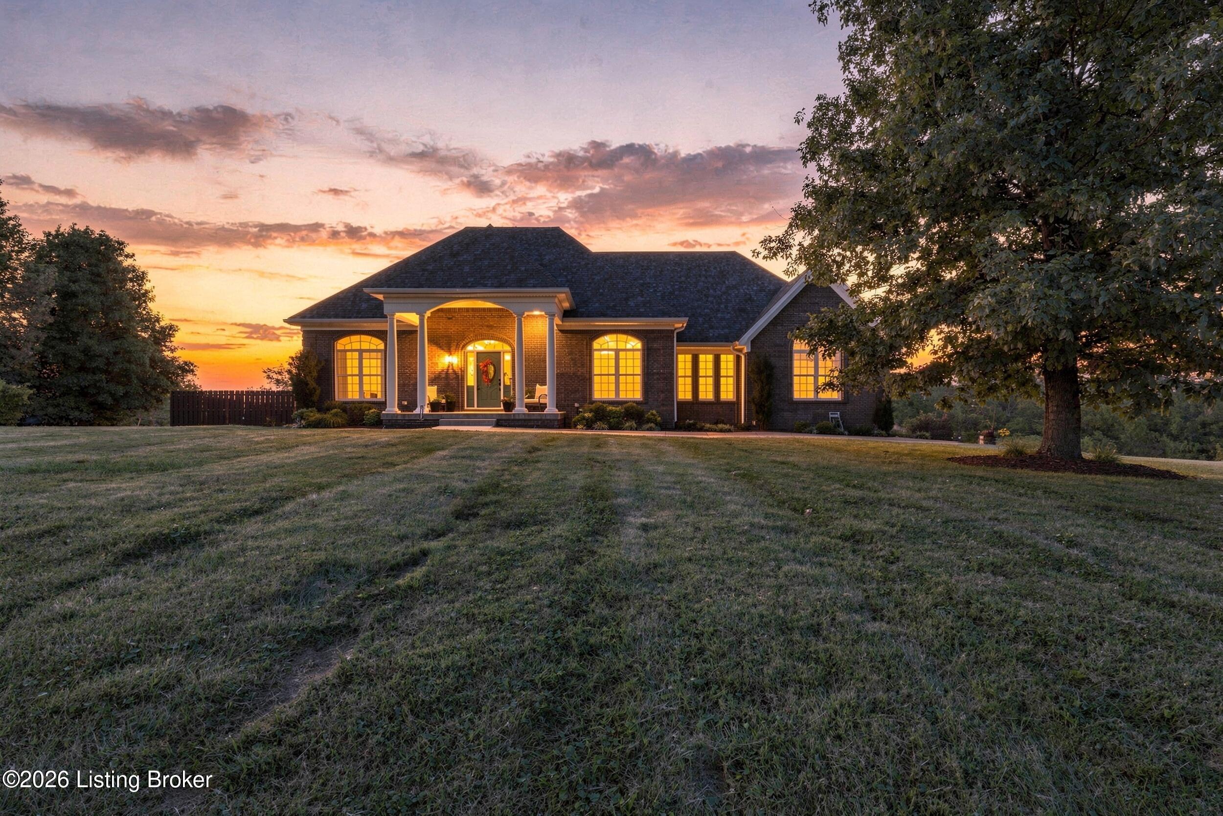 307 Pine View Ct — photo