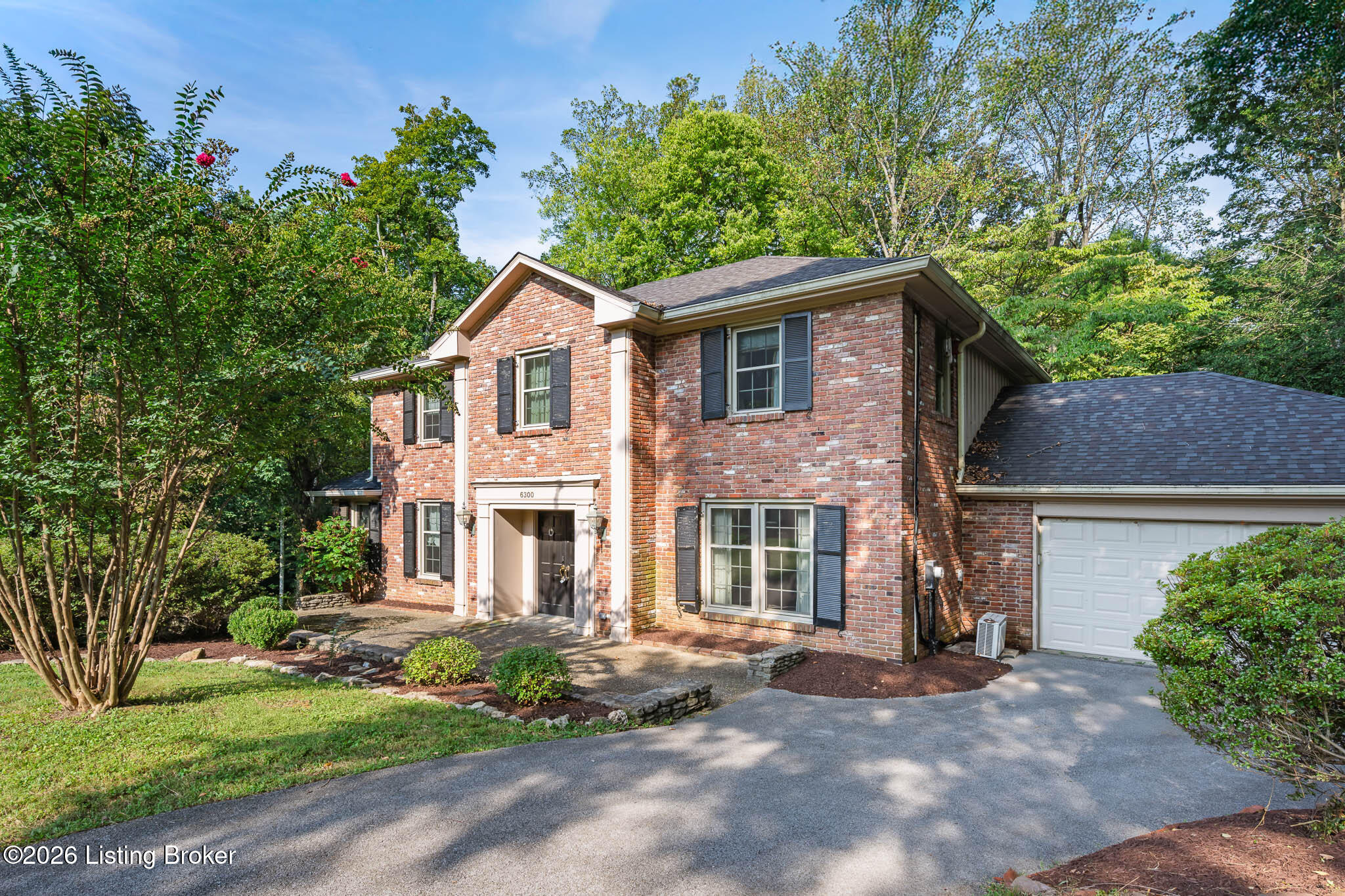 6300 Shadow Wood Ct — photo