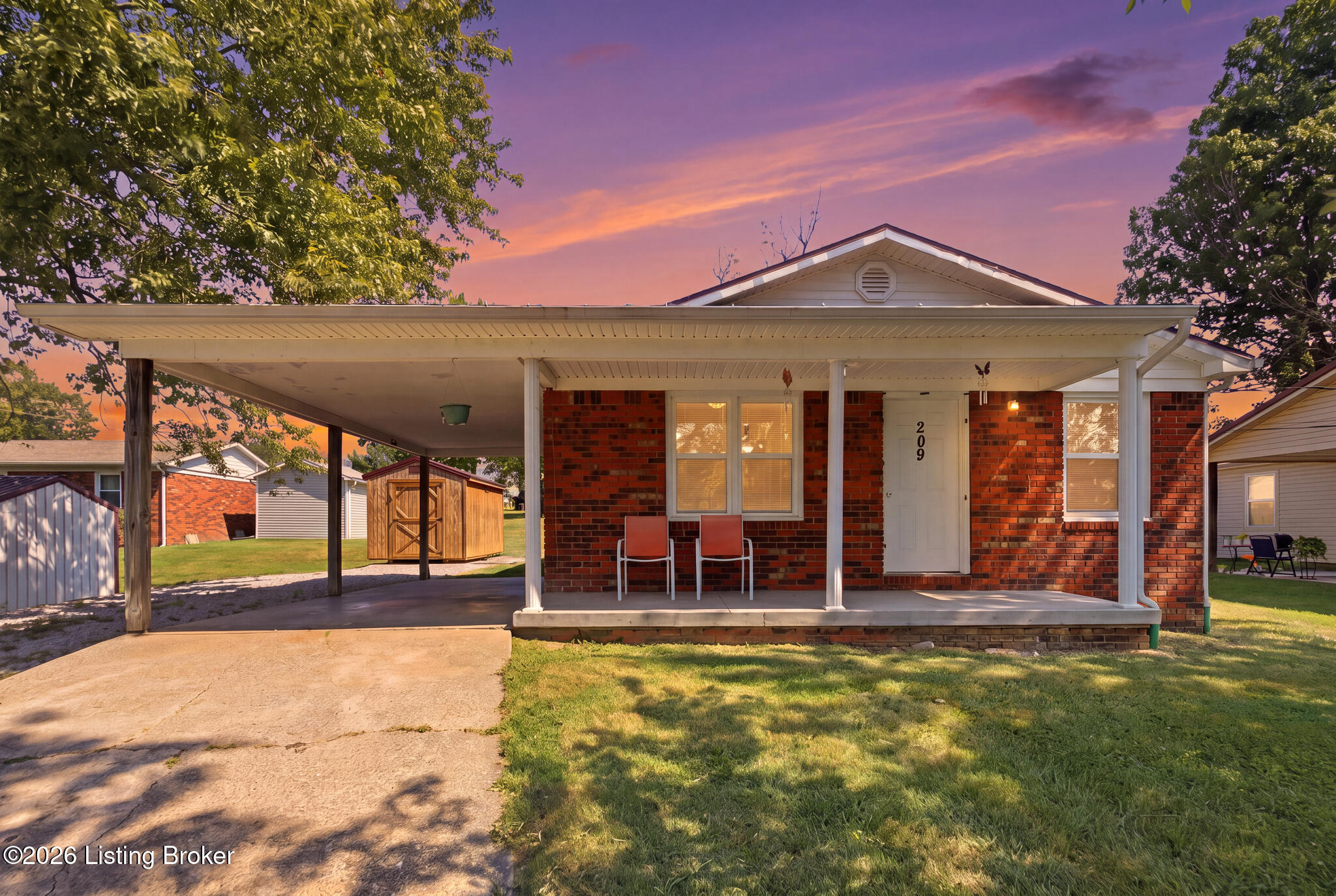 209 Goff Dr — photo