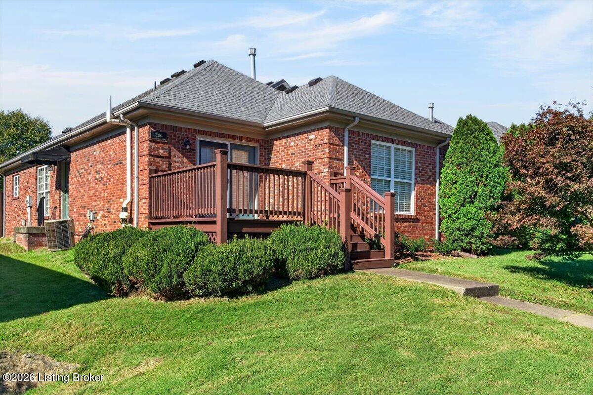 3300 Freys Hill Rd — photo