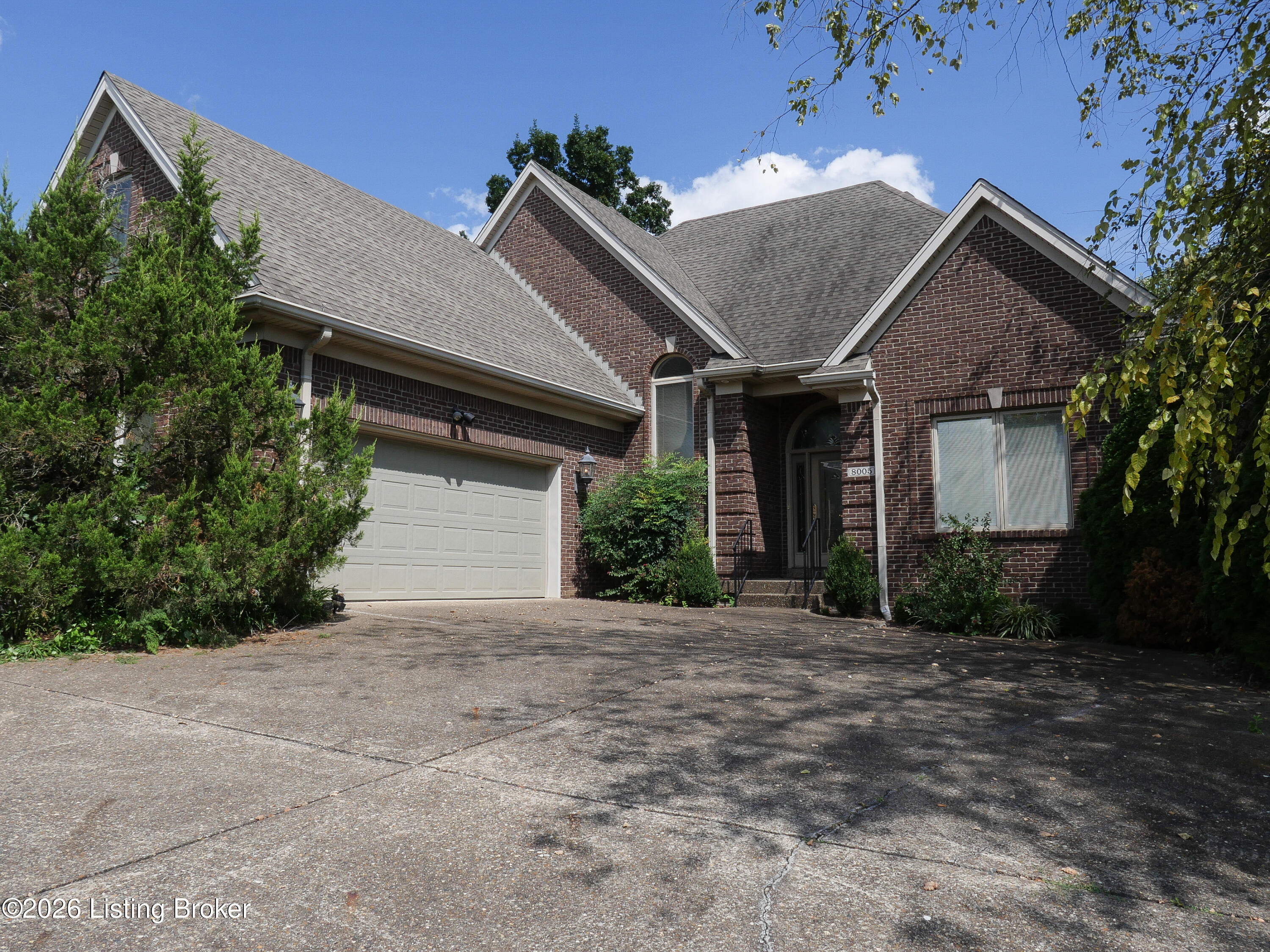 8005 Kendrick Crossing Ln — photo
