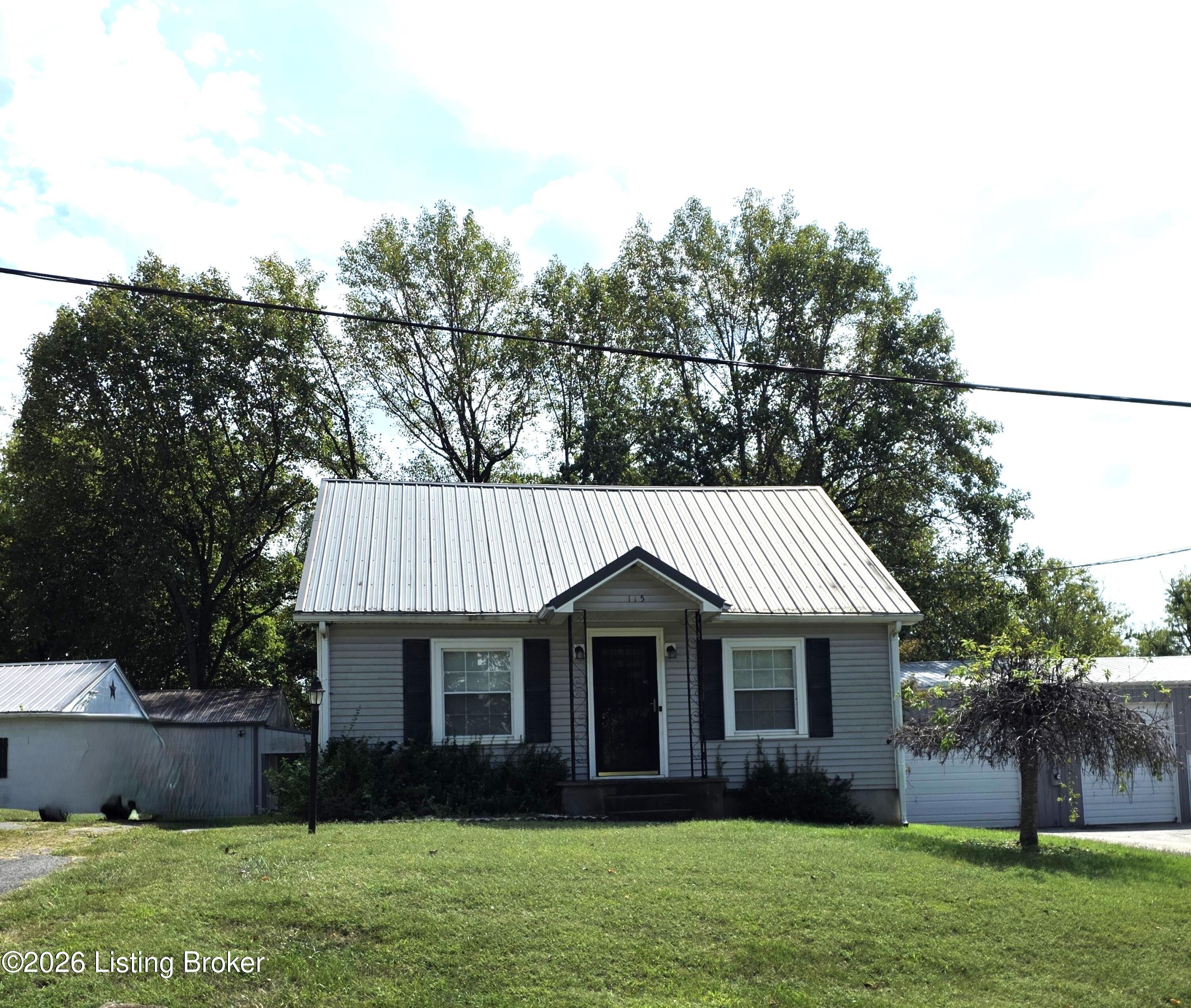 115 Perry St — photo