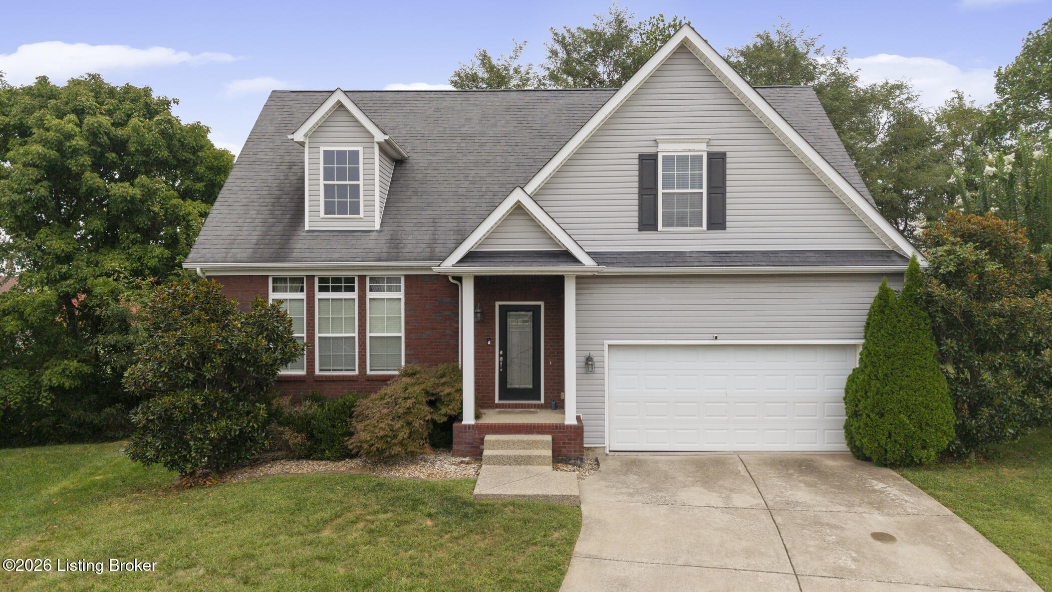 12316 Amber Woods Ct — photo