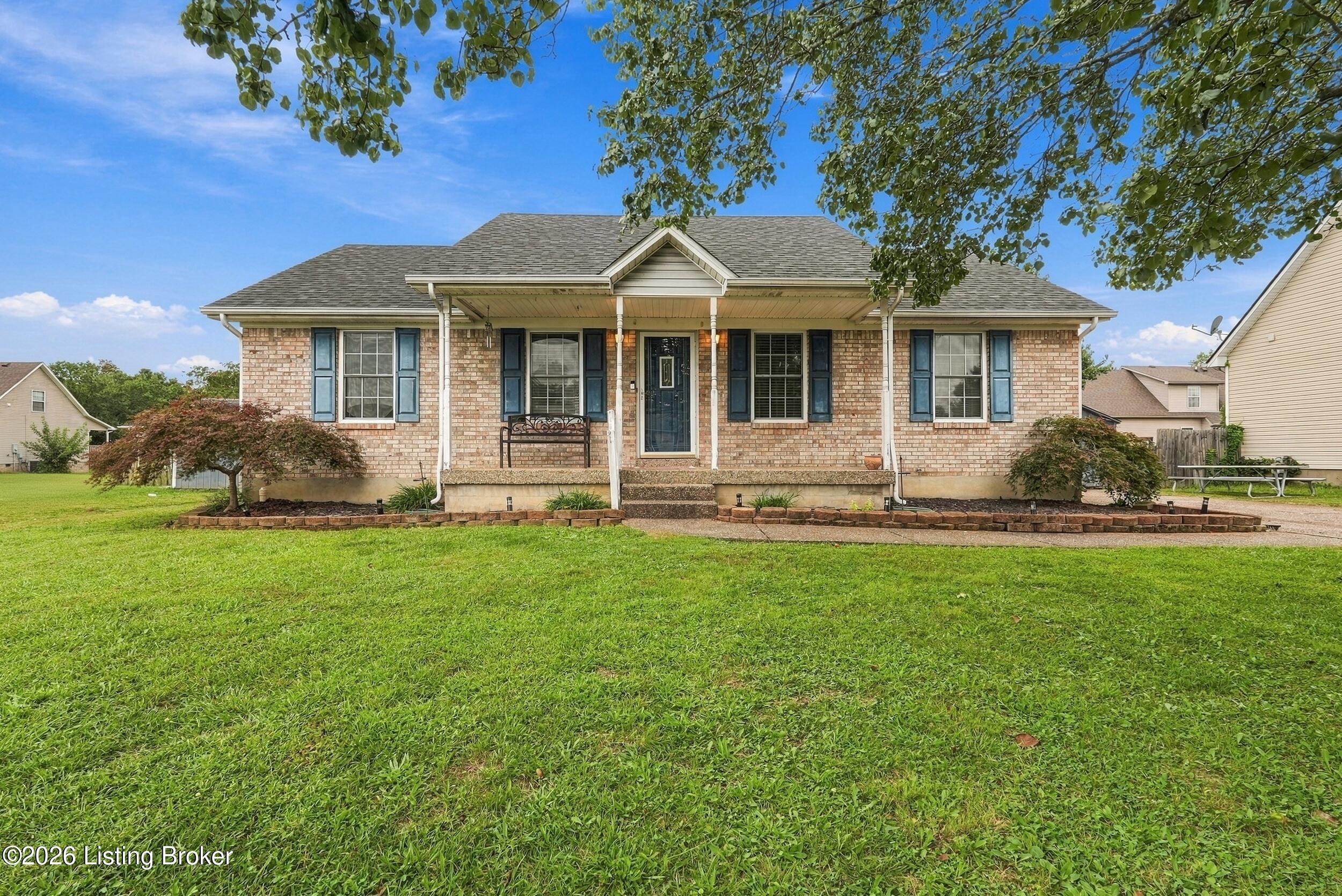 175 Lake Park Ct — photo