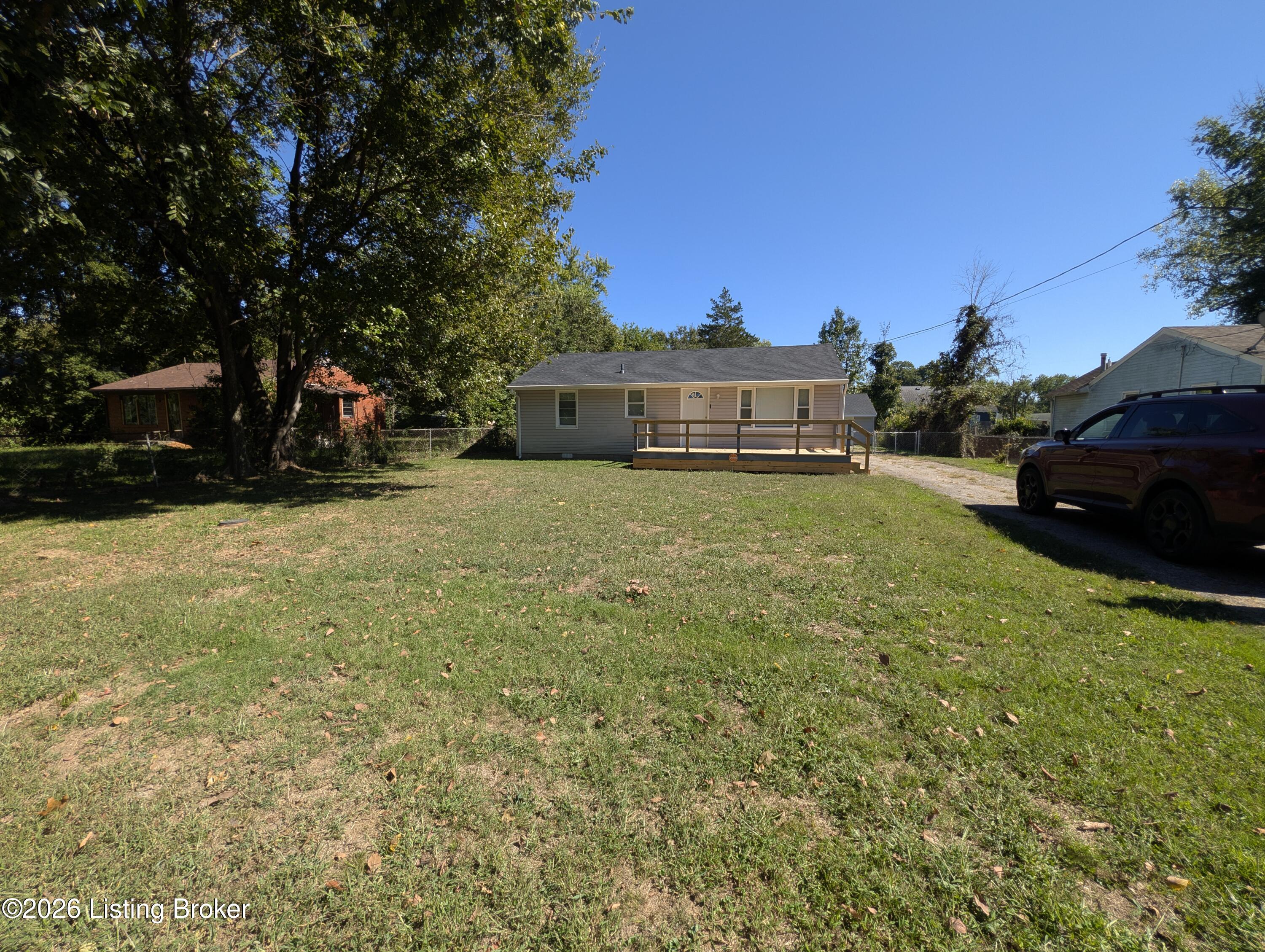 13011 Ashlawn Dr — photo