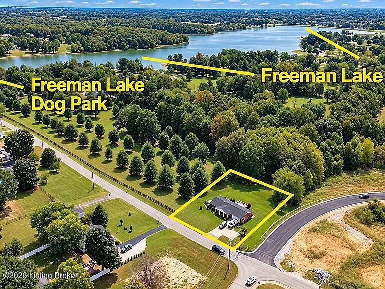 200 E Nalls Rd — photo