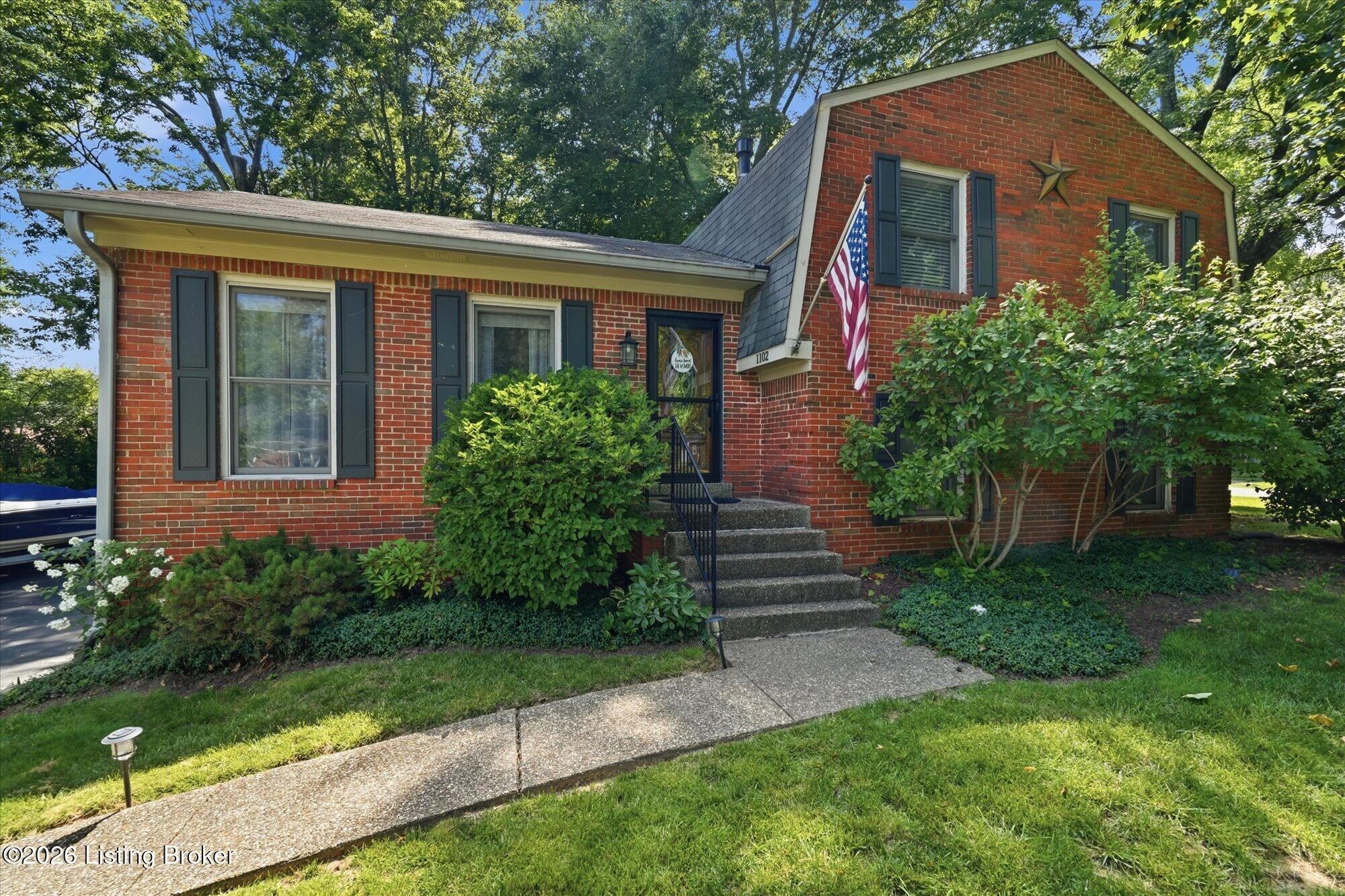 1102 Timber Oak Dr — photo