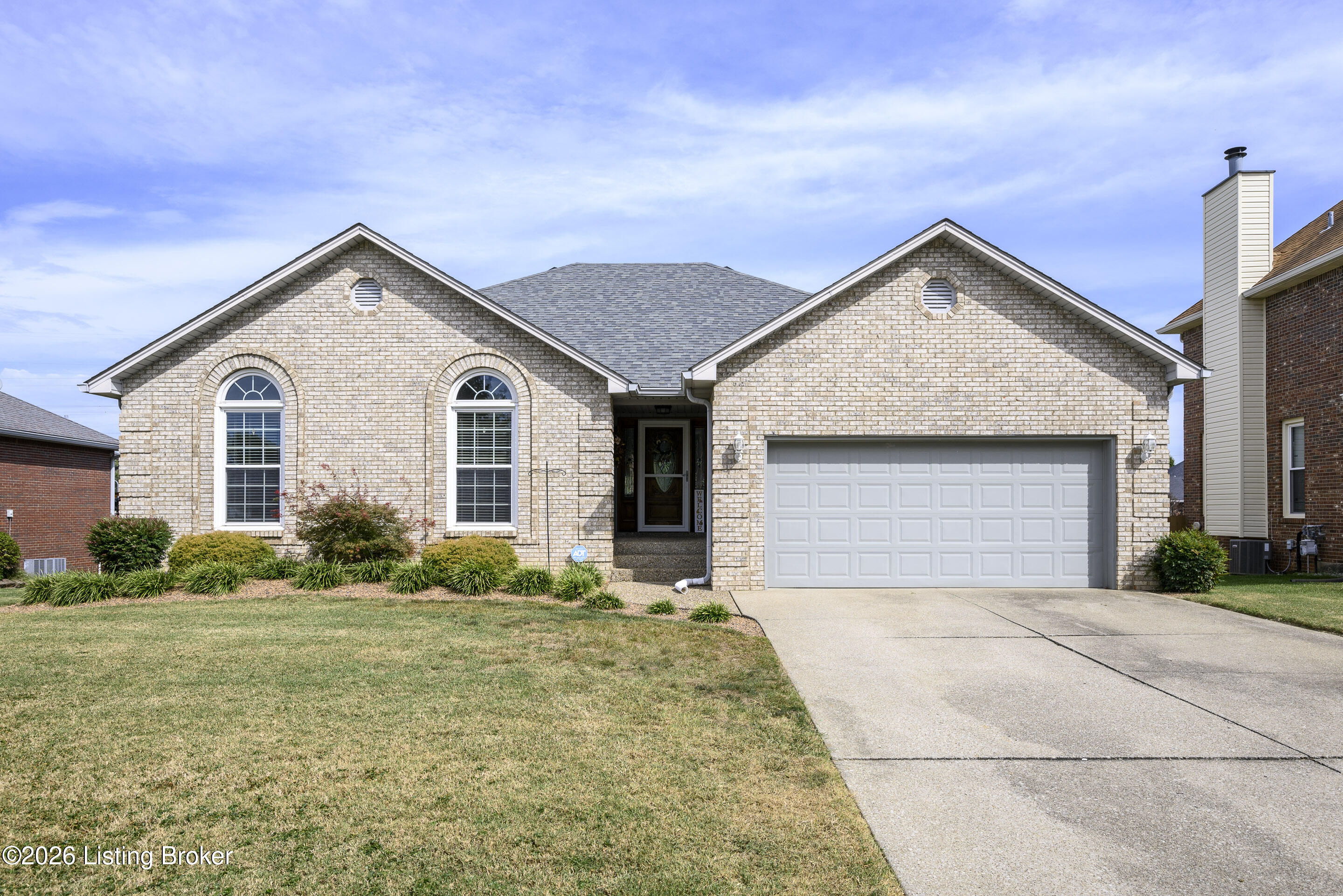 5114 Hunters Point Cir — photo