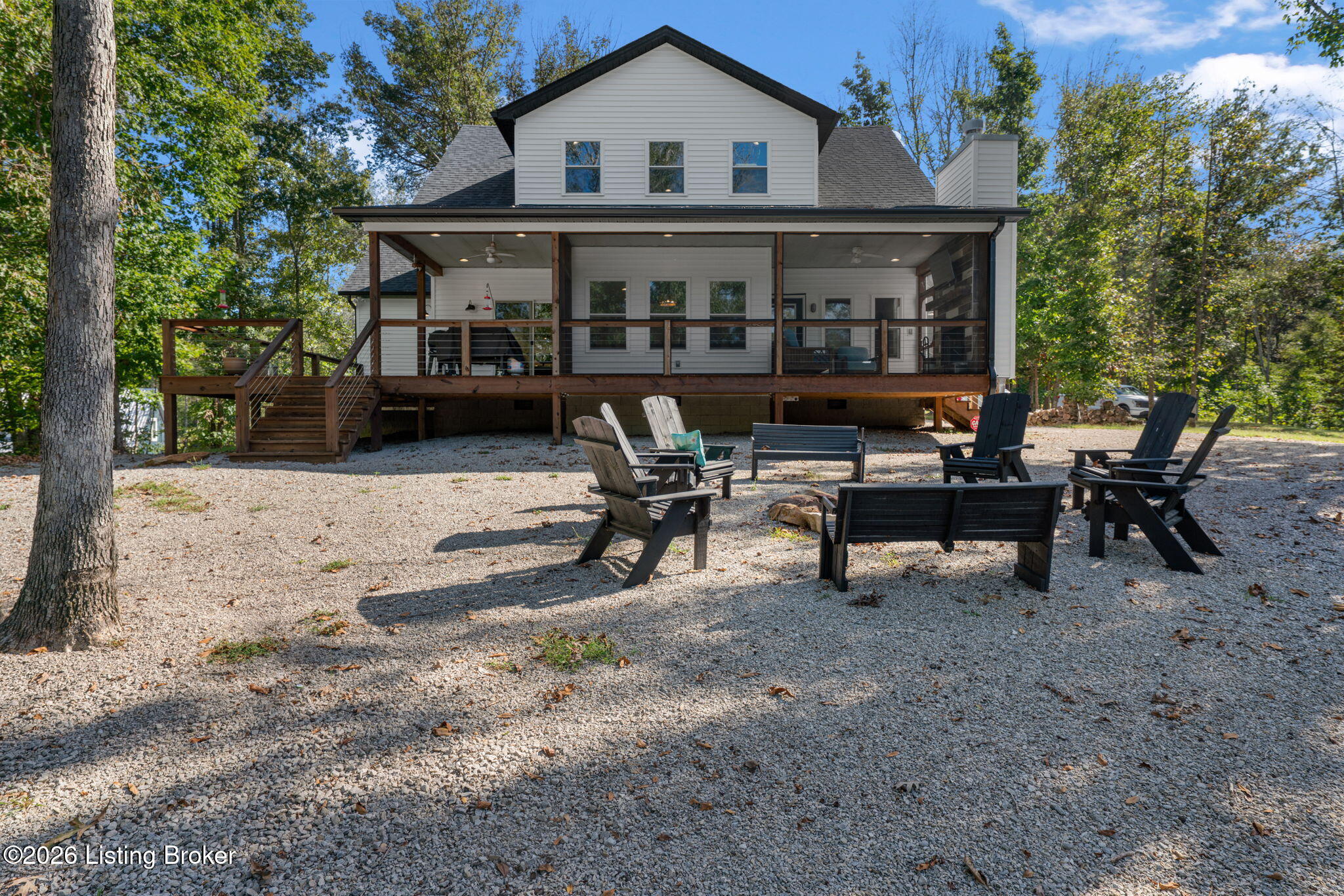 253 Moutardier Bay Dr — photo