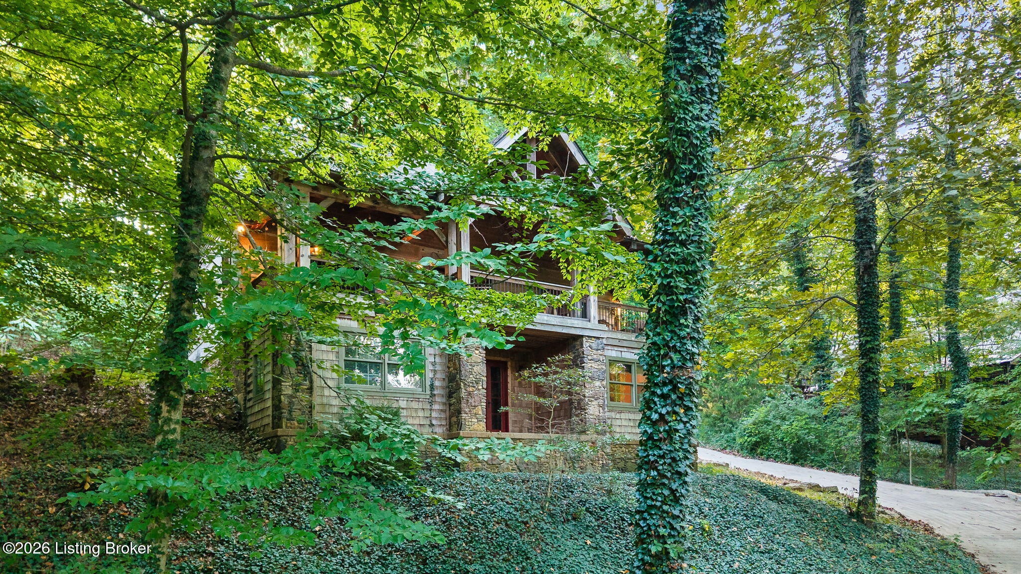 979 Penn Run Rd, Bee Spring, KY 42207 — photo 2
