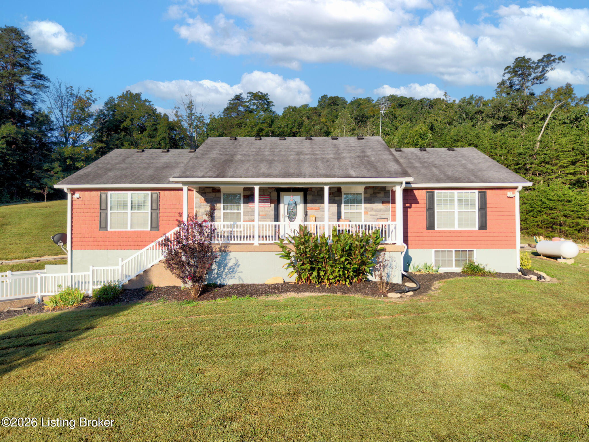 192 Wilson Run Rd, Lebanon Junction, KY 40150 — photo 2