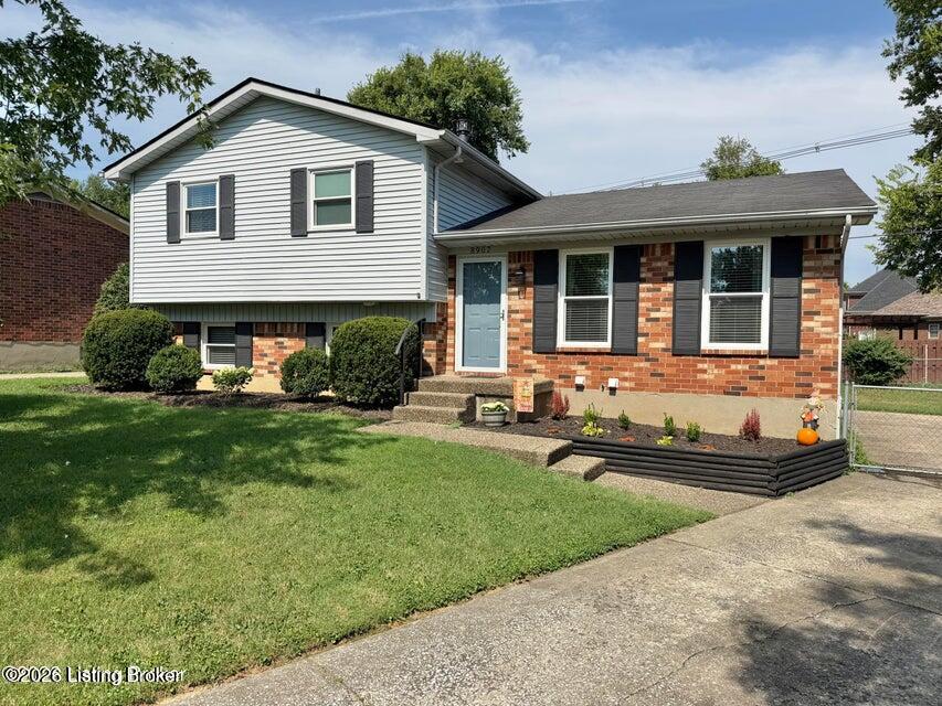 8907 Bobrader Ct — photo