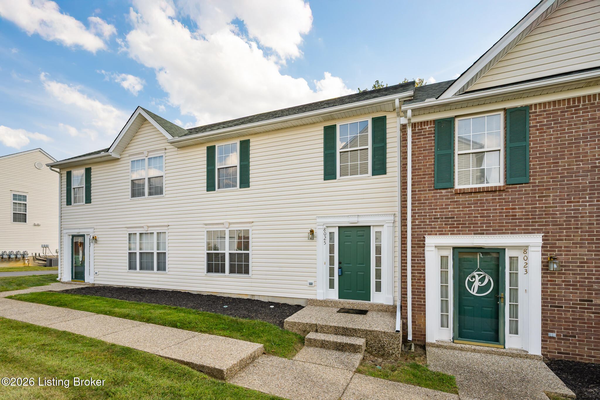 8025 Aspen Green Ln — photo