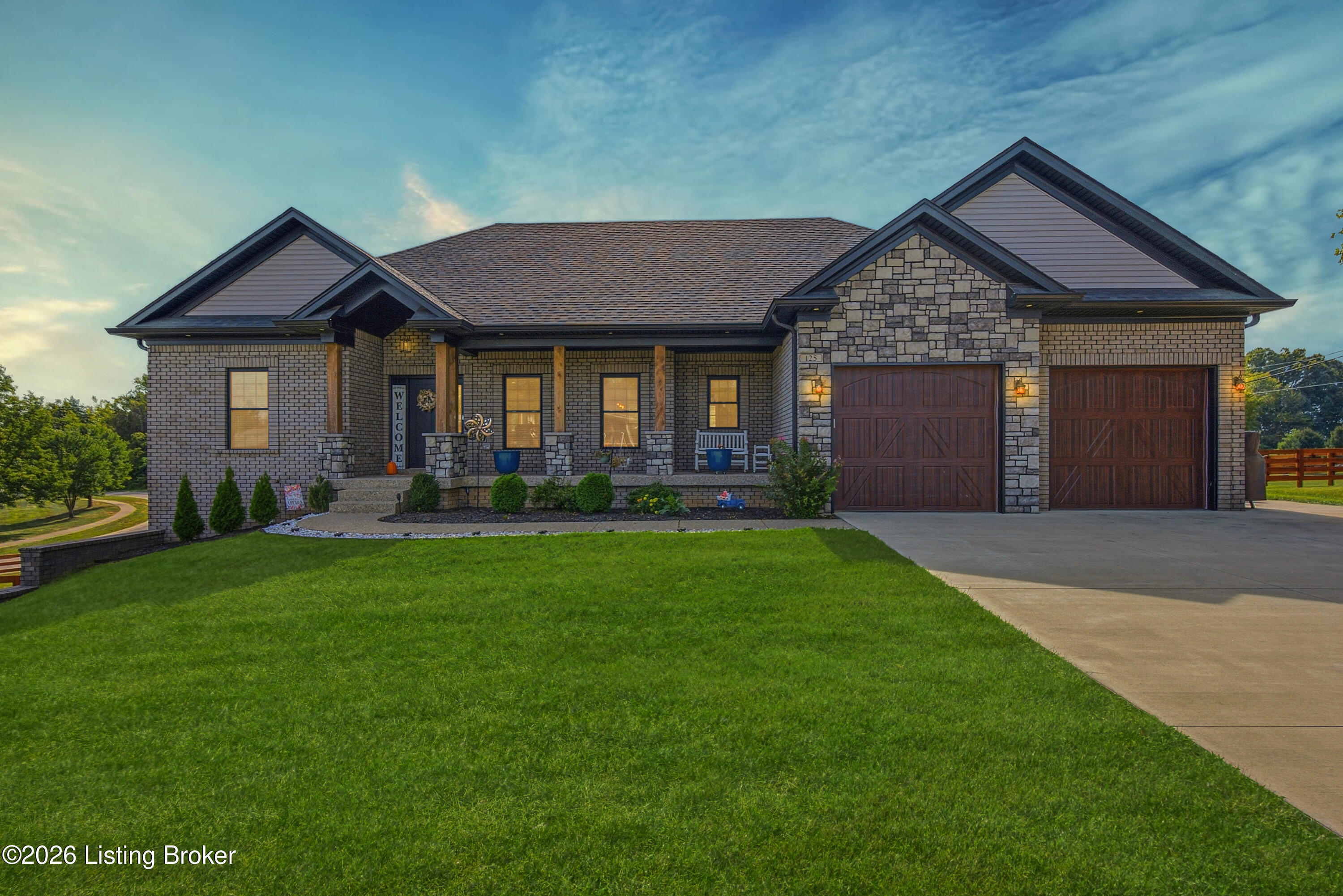 125 S Sunshine Dr — photo