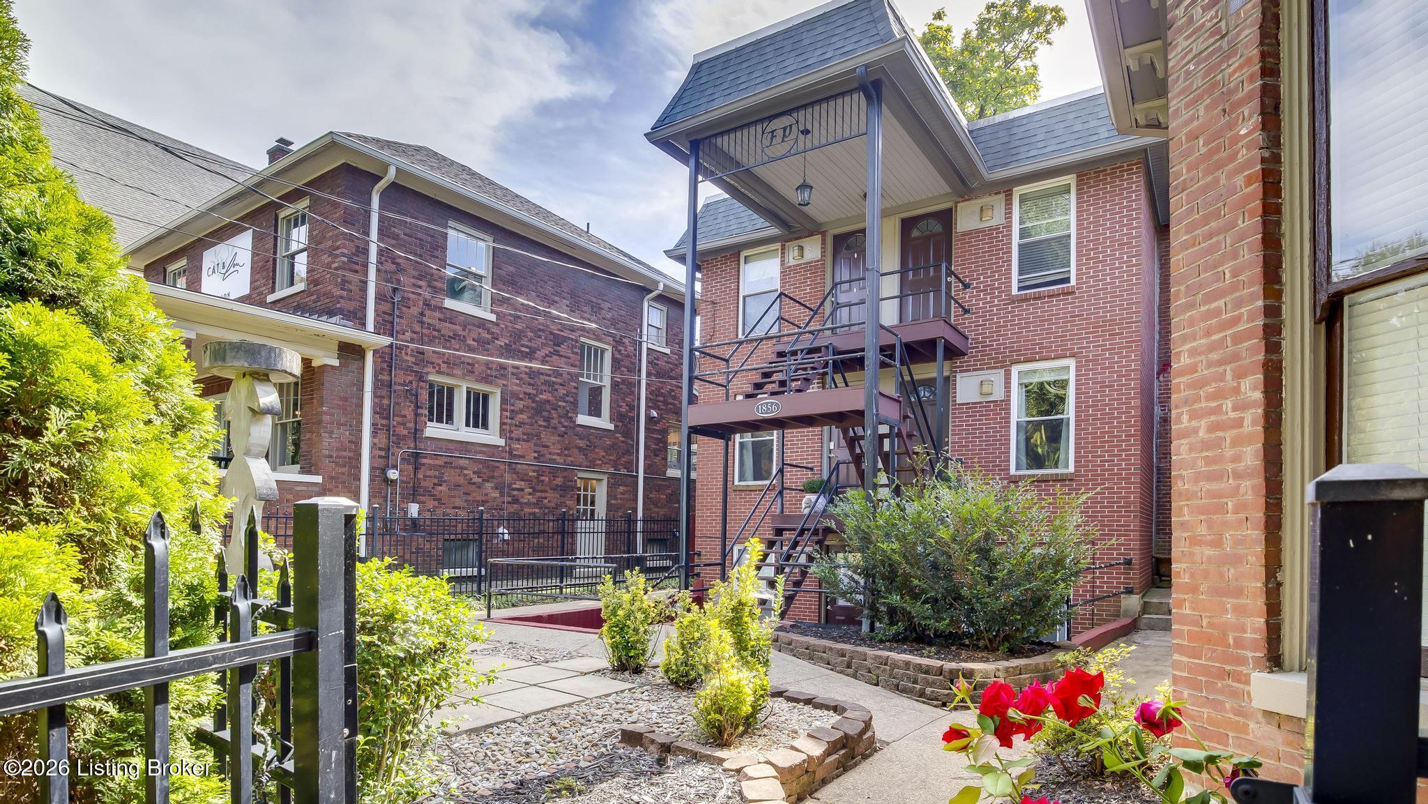 1856 Frankfort Ave Apt 6 — photo