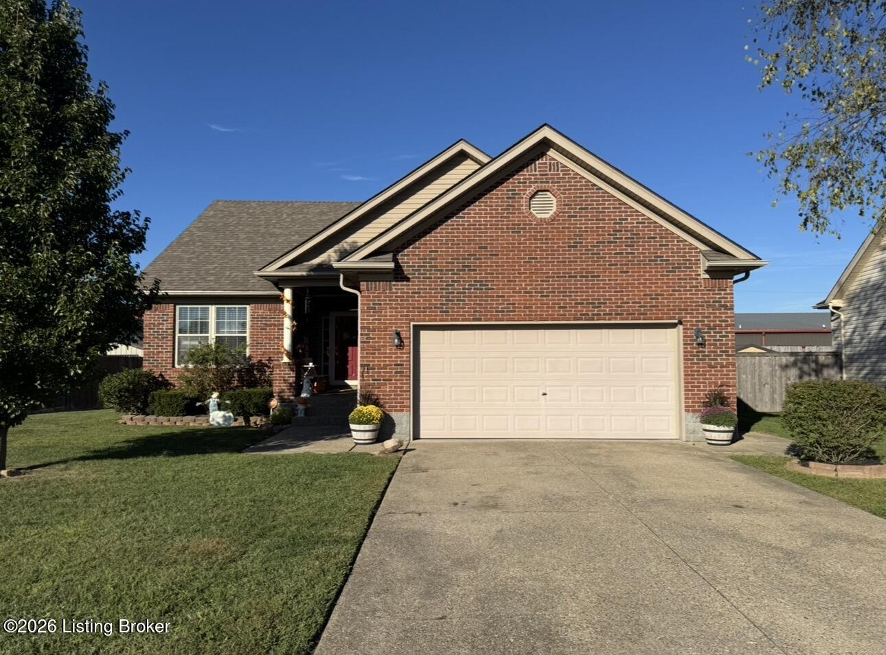775 Oak Grove Blvd — photo