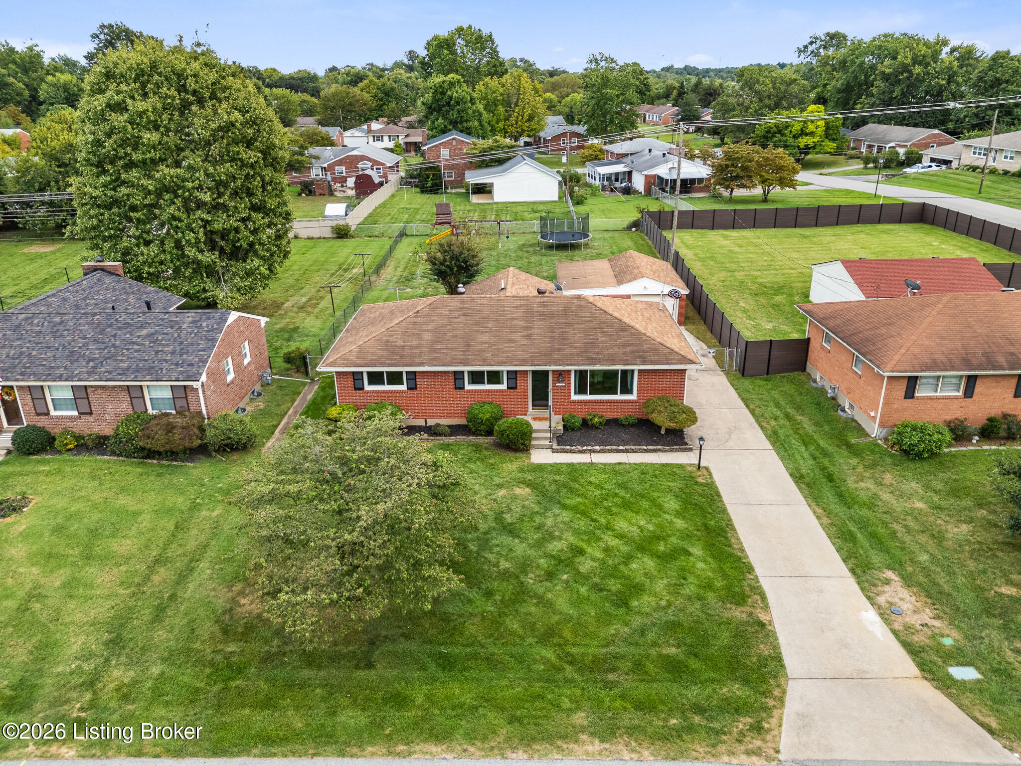 2513 Harmony Rd — photo
