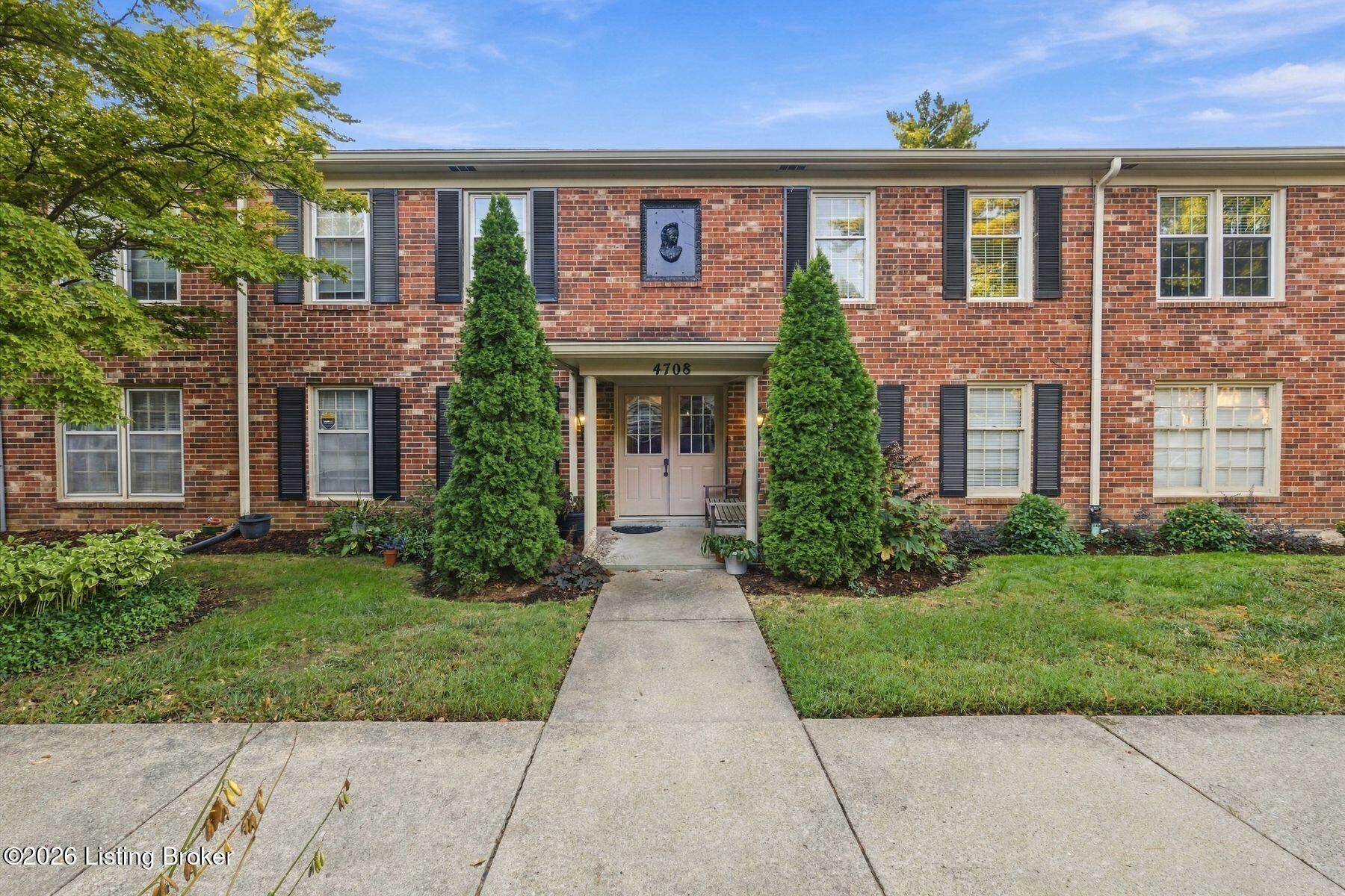 4708 Weybridge Gardens 104 — photo