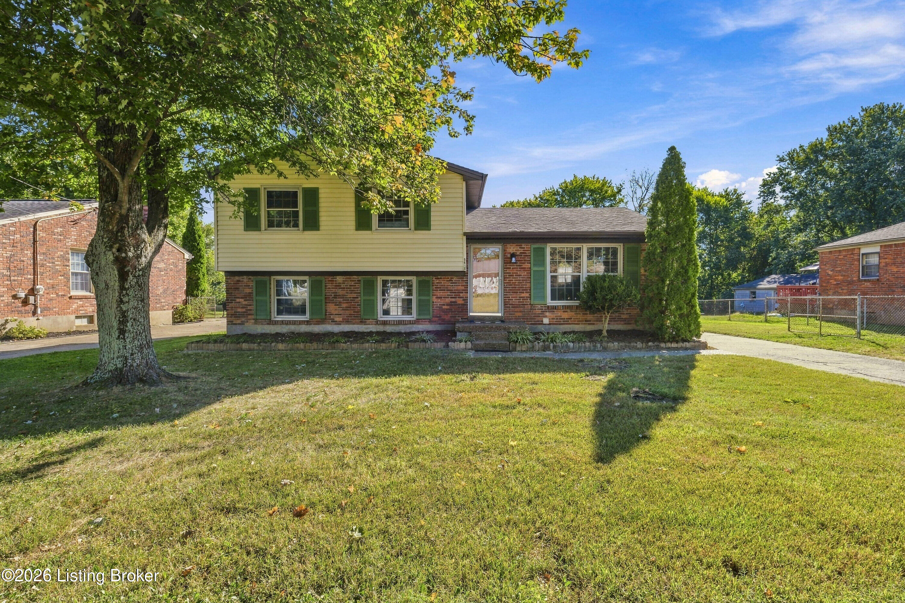 9416 Fairground Rd — photo