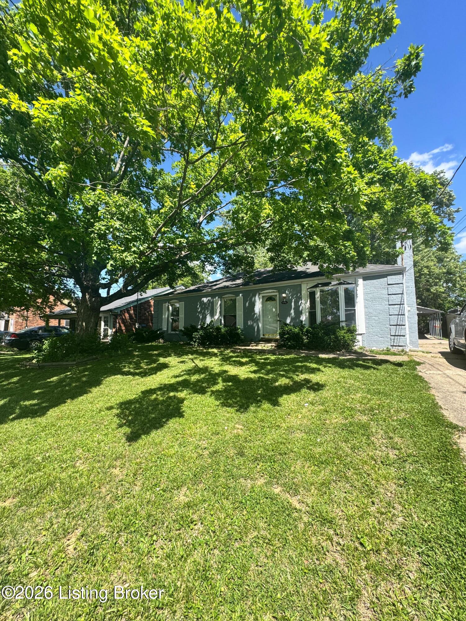 6701 El Rancho Rd, Louisville, KY 40291 — photo 2
