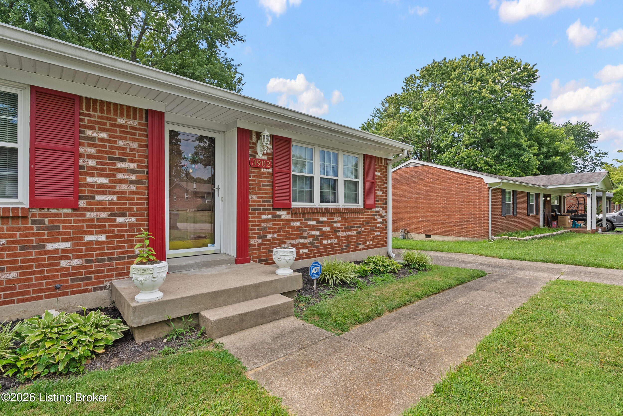 3902 Iron Horse Way — photo