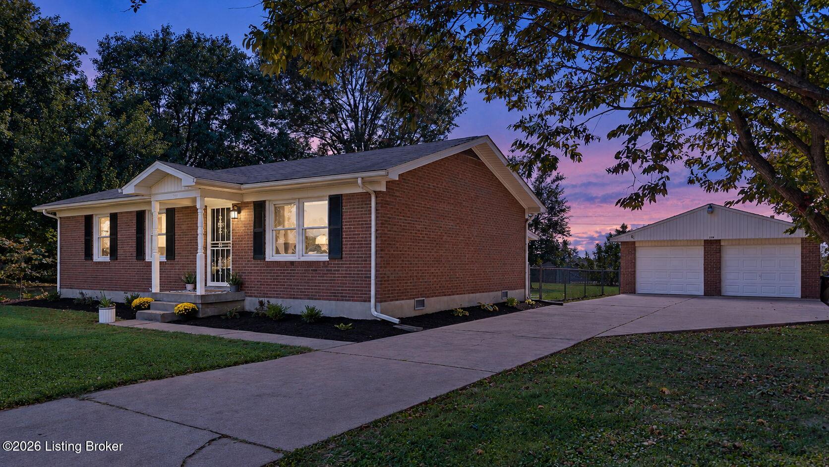 239 Sandra Dr — photo