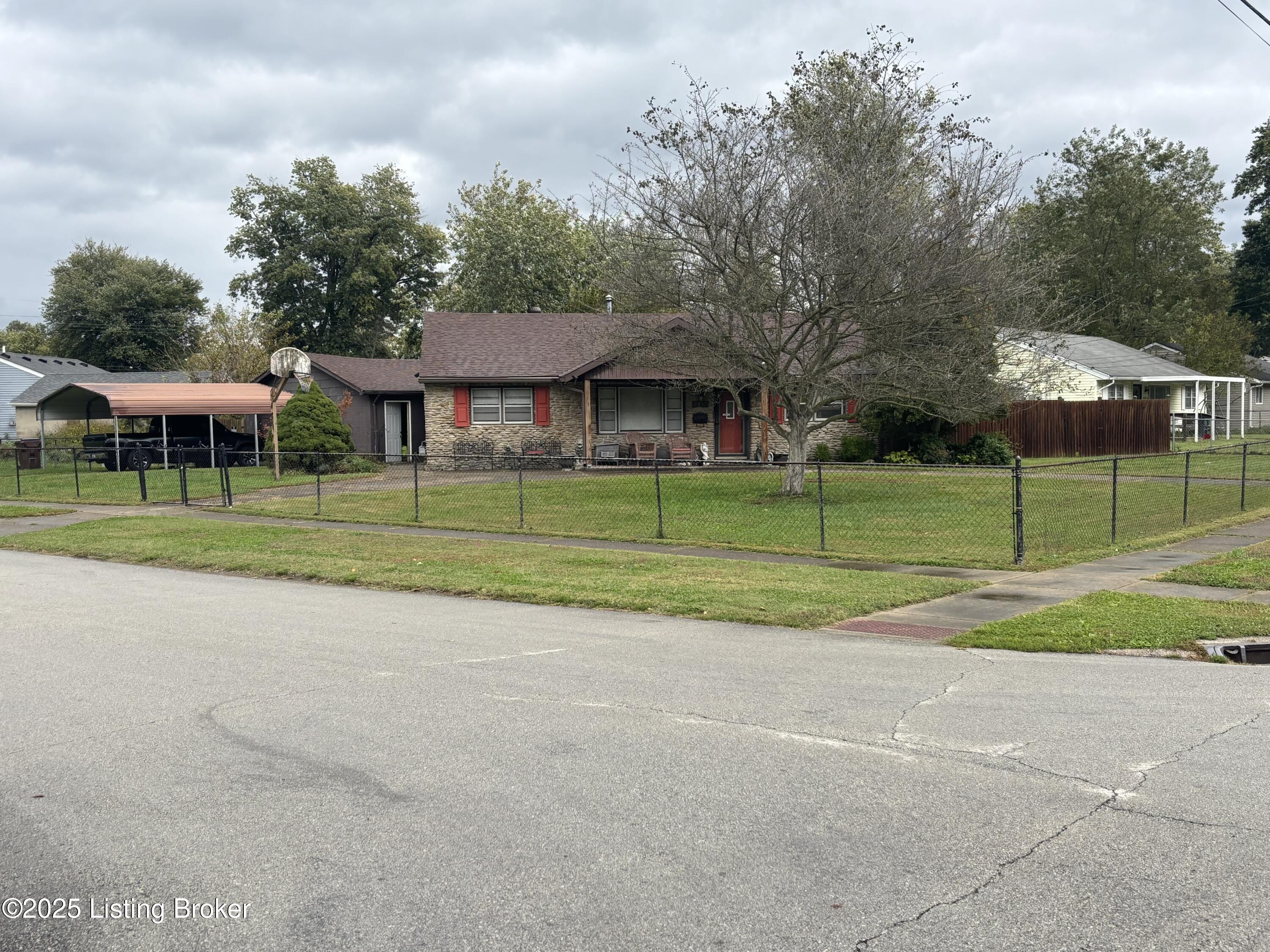 7213 Rainbow Dr, Louisville, KY 40272 | Realty.com