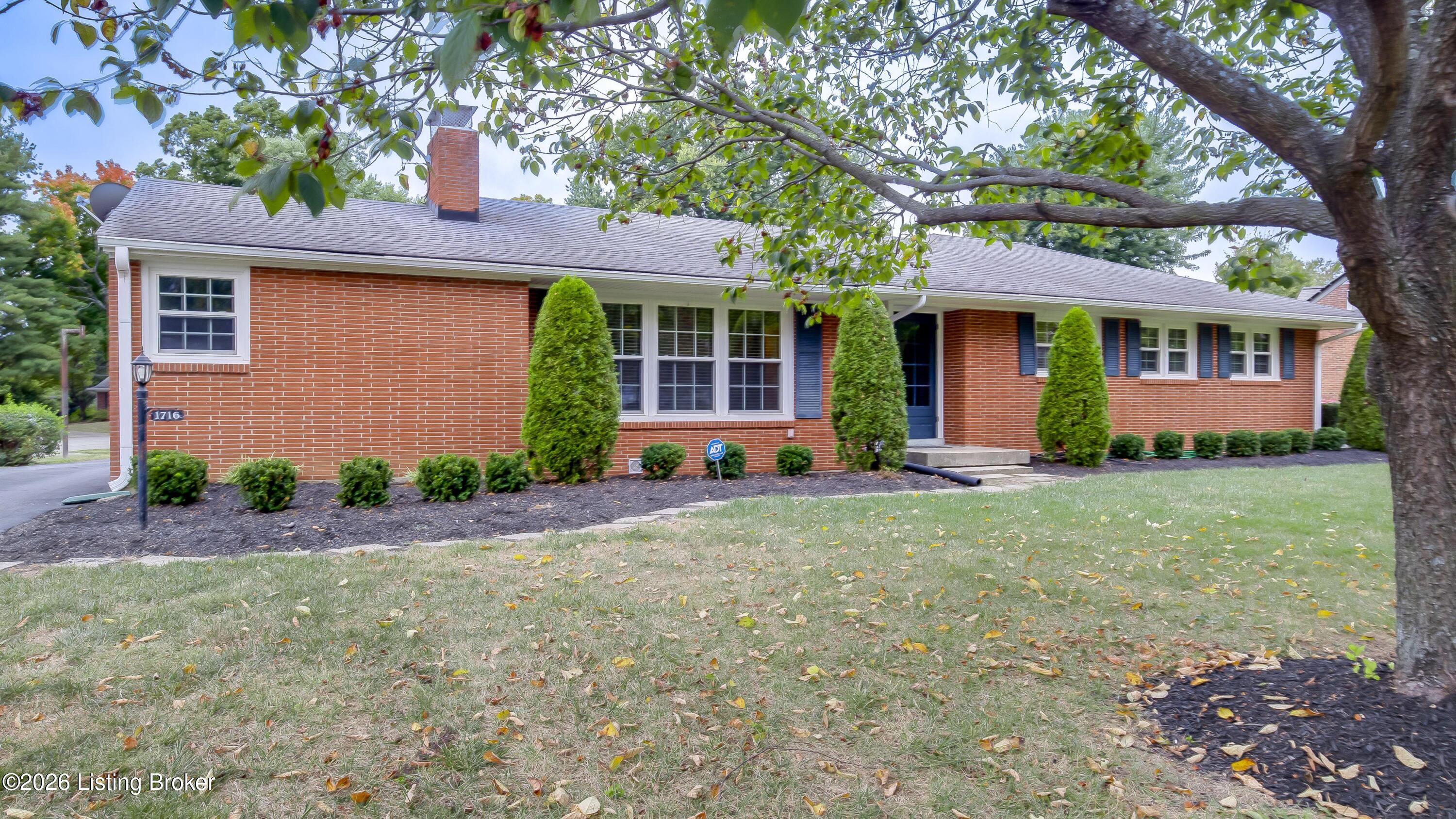 1716 Devondale Dr — photo