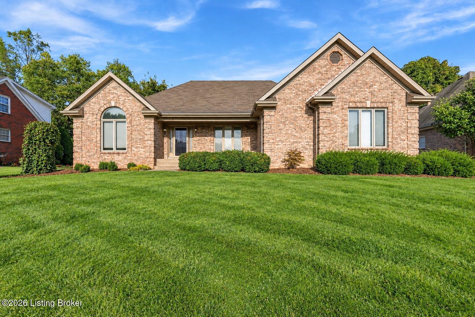 1421 Twin Ridge Rd — photo