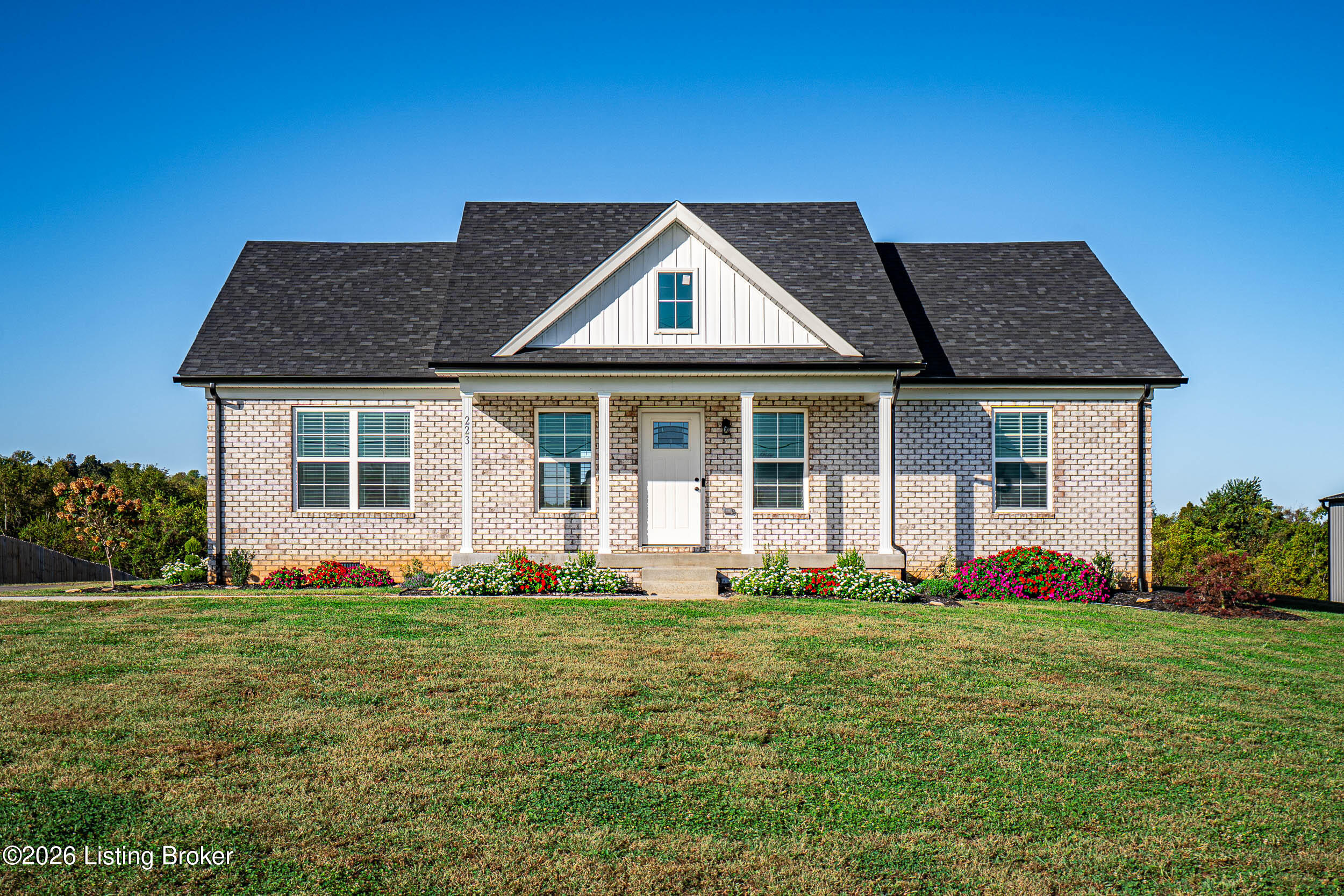 223 Cassidy Dr — photo