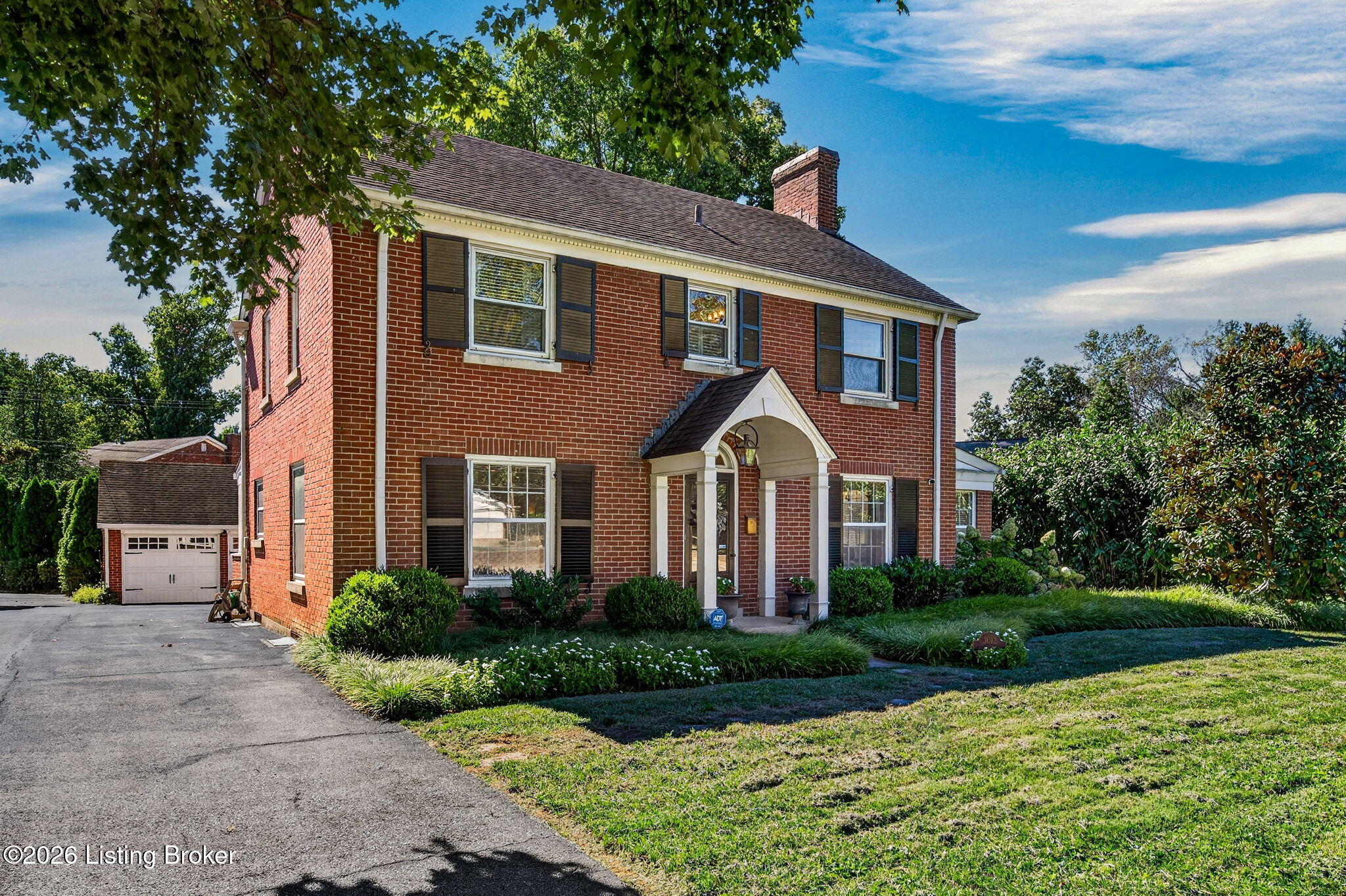 3012 Lexington Rd — photo