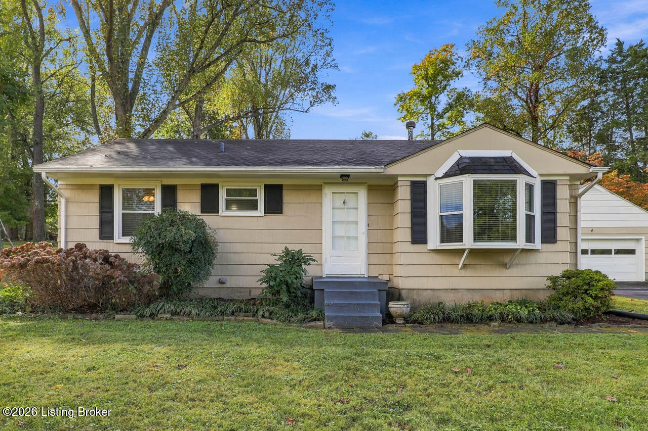 6204/6206 Briscoe Ln — photo