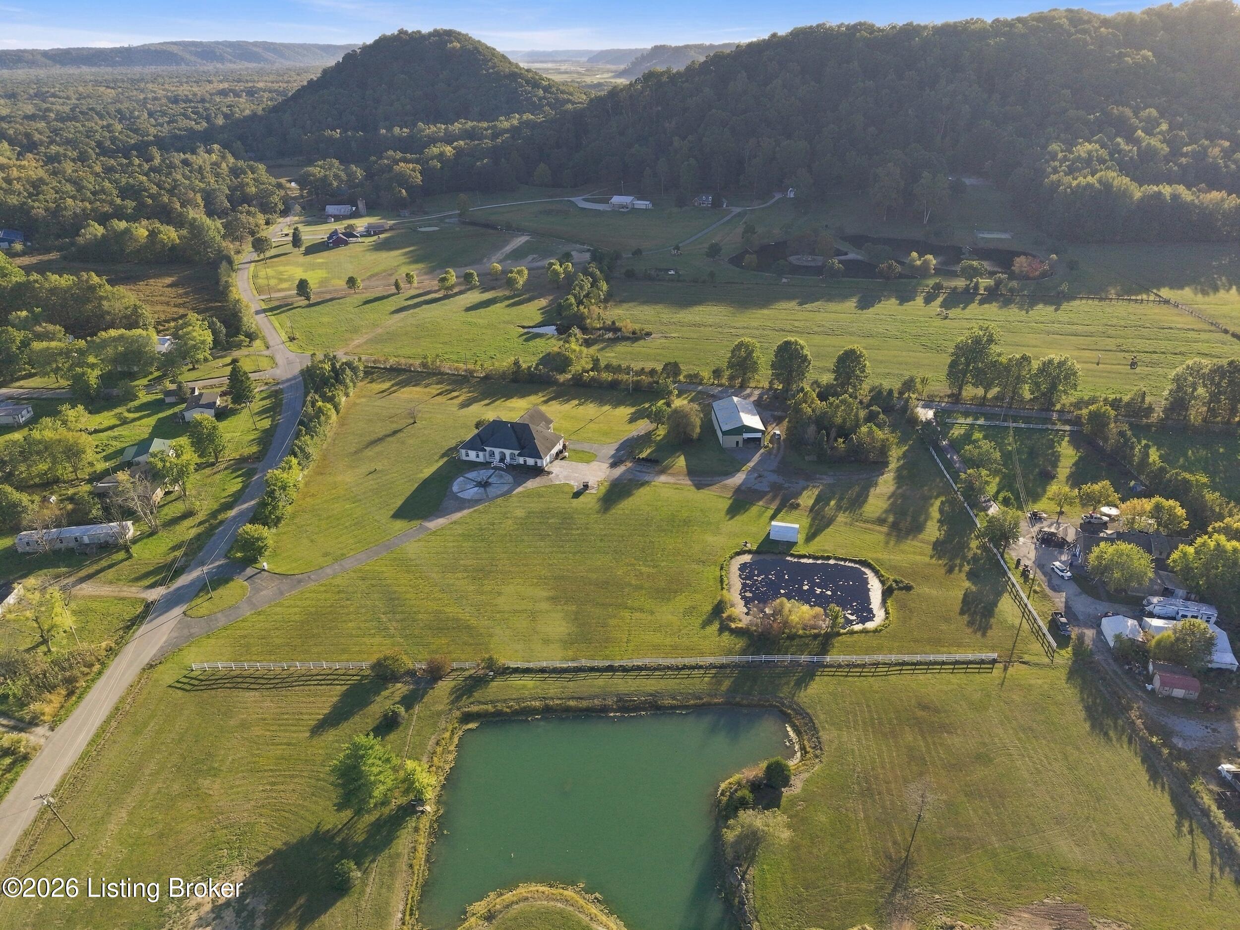 1239 Pitts Point Rd, Shepherdsville, KY 40165 — photo 3