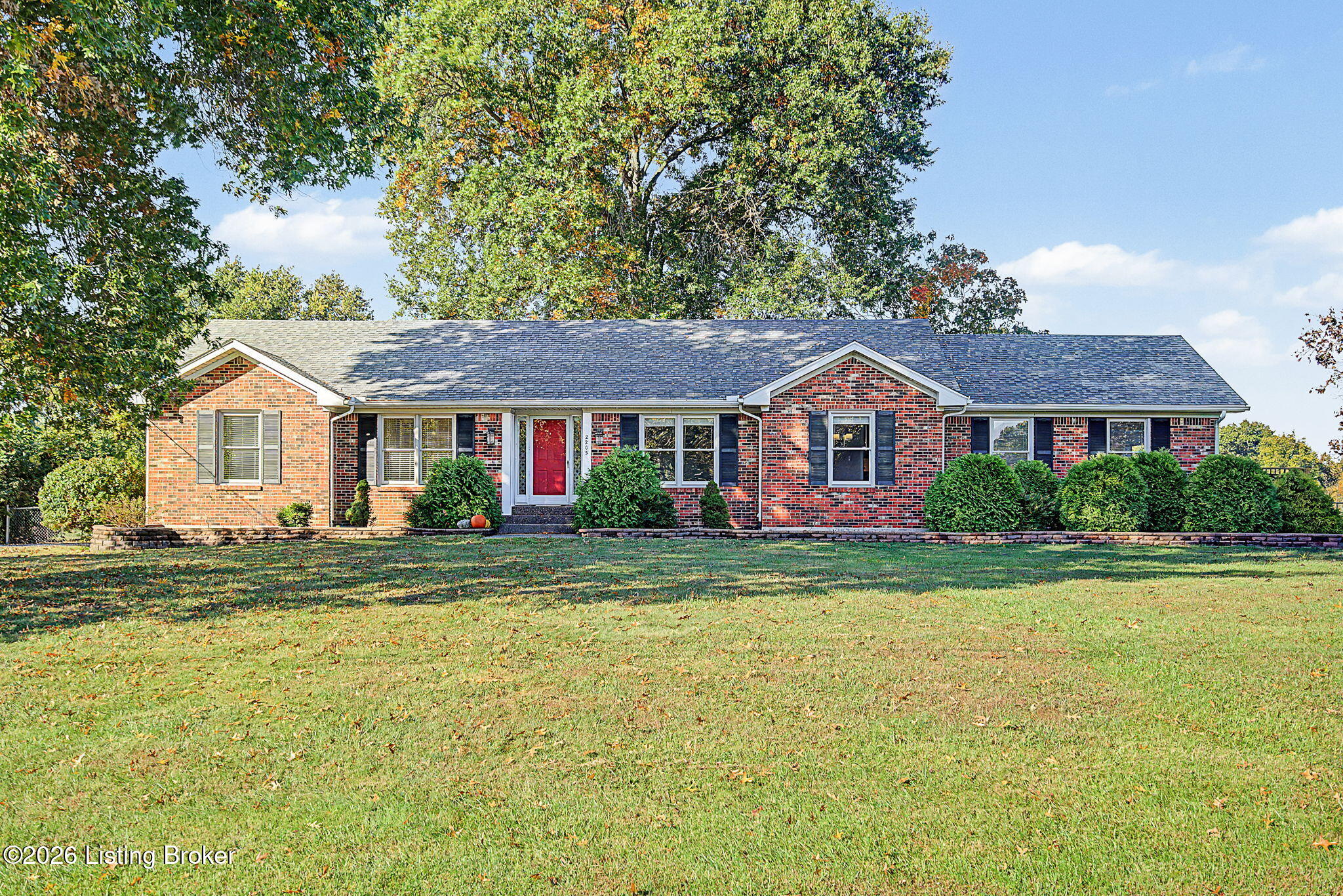 2205 Outer Circle Dr — photo