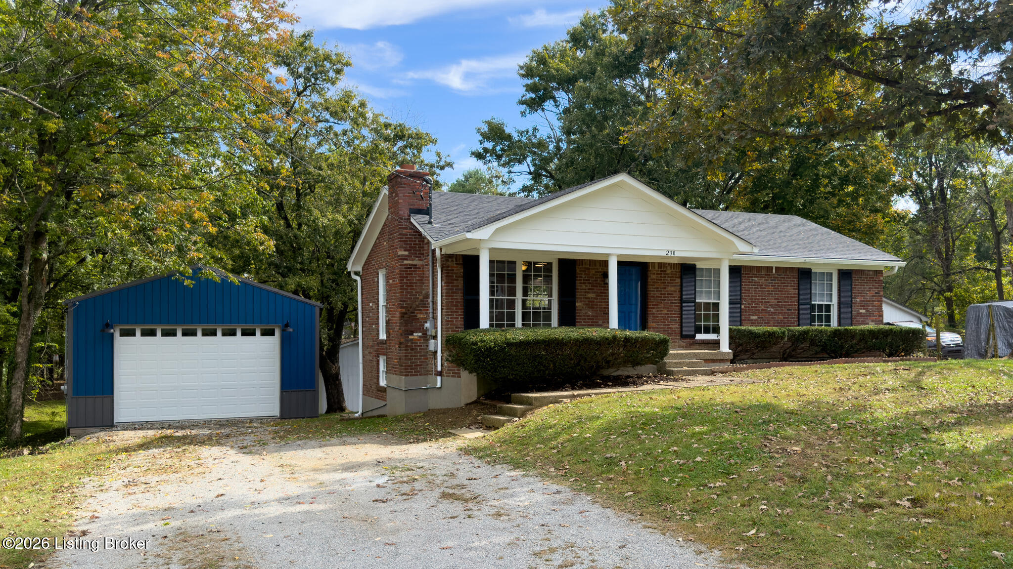 230 Willow Dr — photo
